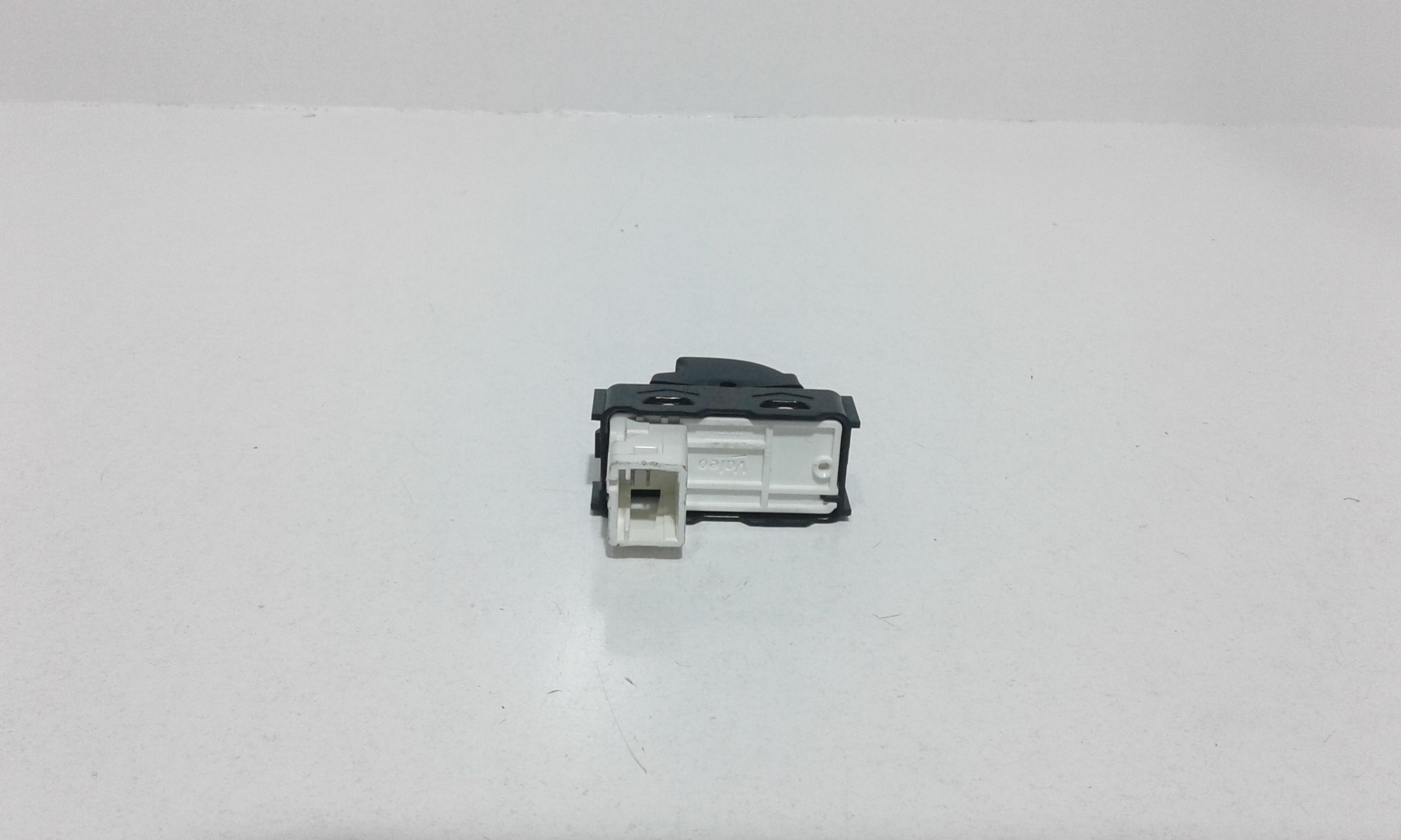 Interruttore Alzacristalli Porta Post. Destro 96762292ZD Usato