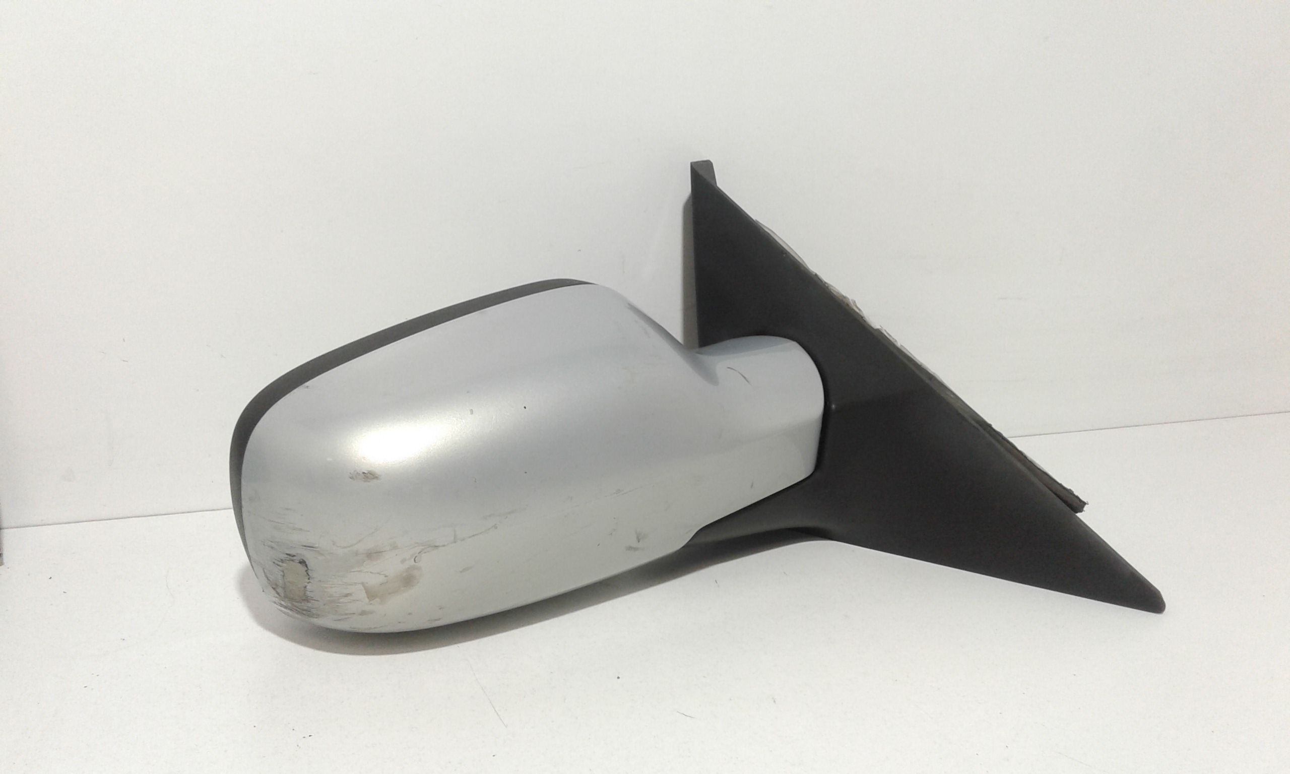 Retrovisore Est. Destro Usato