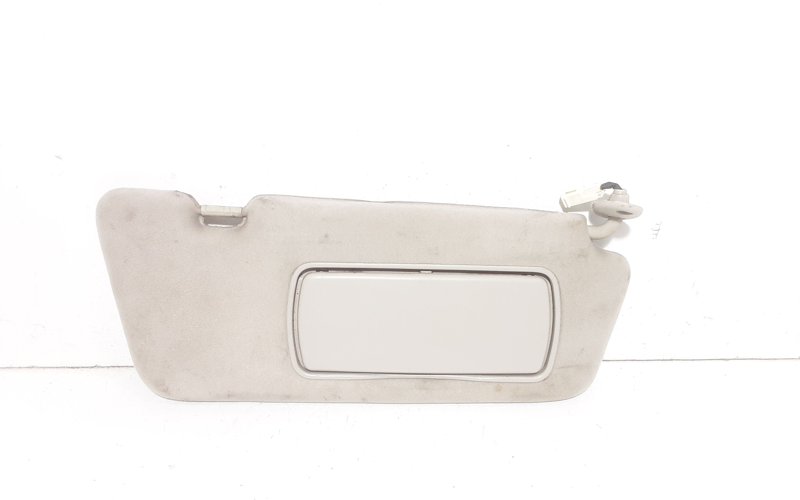 Aletta Parasole Parabrezza Destro 7610408201ABA Usato