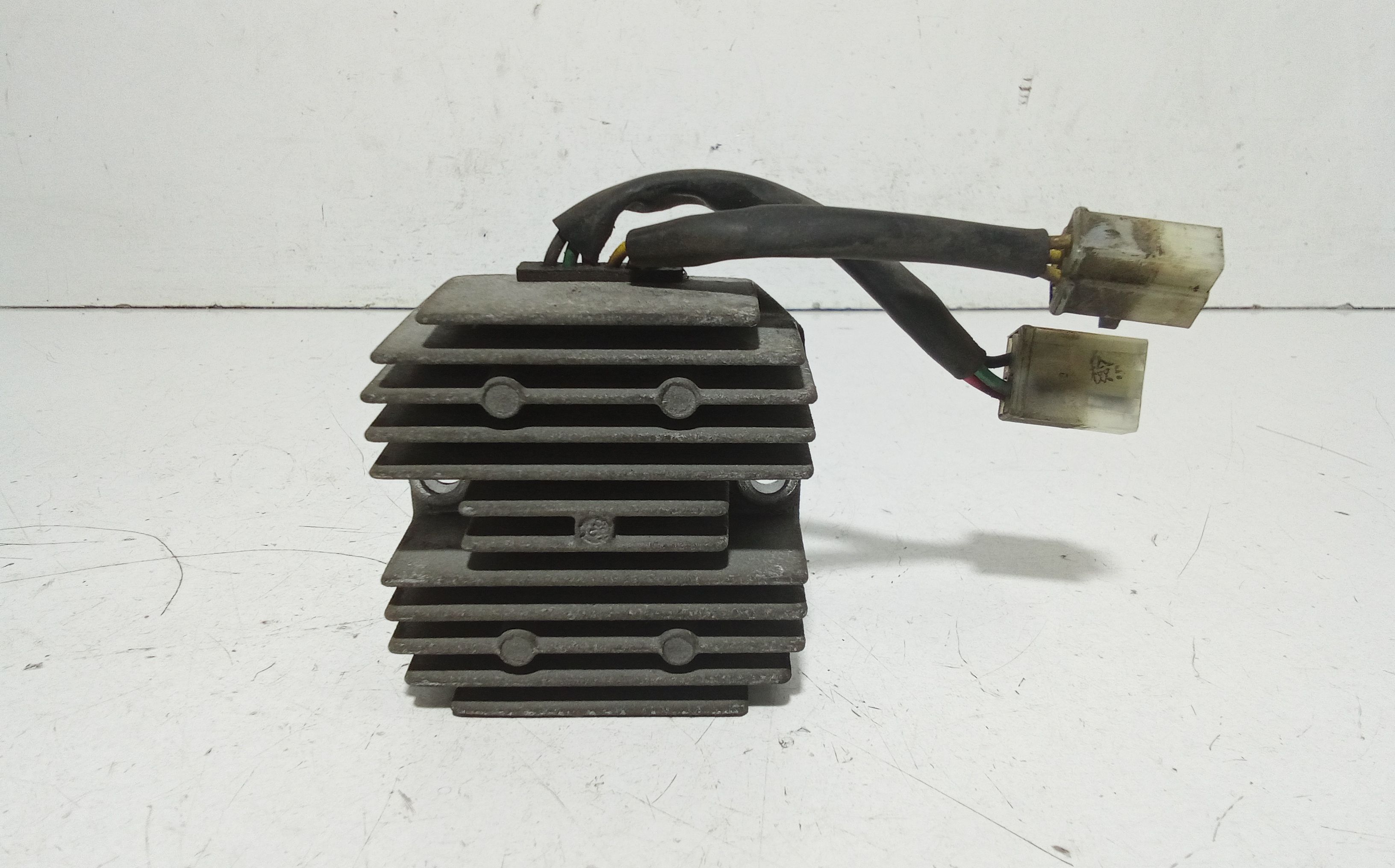 Regolatore Tensione Usato