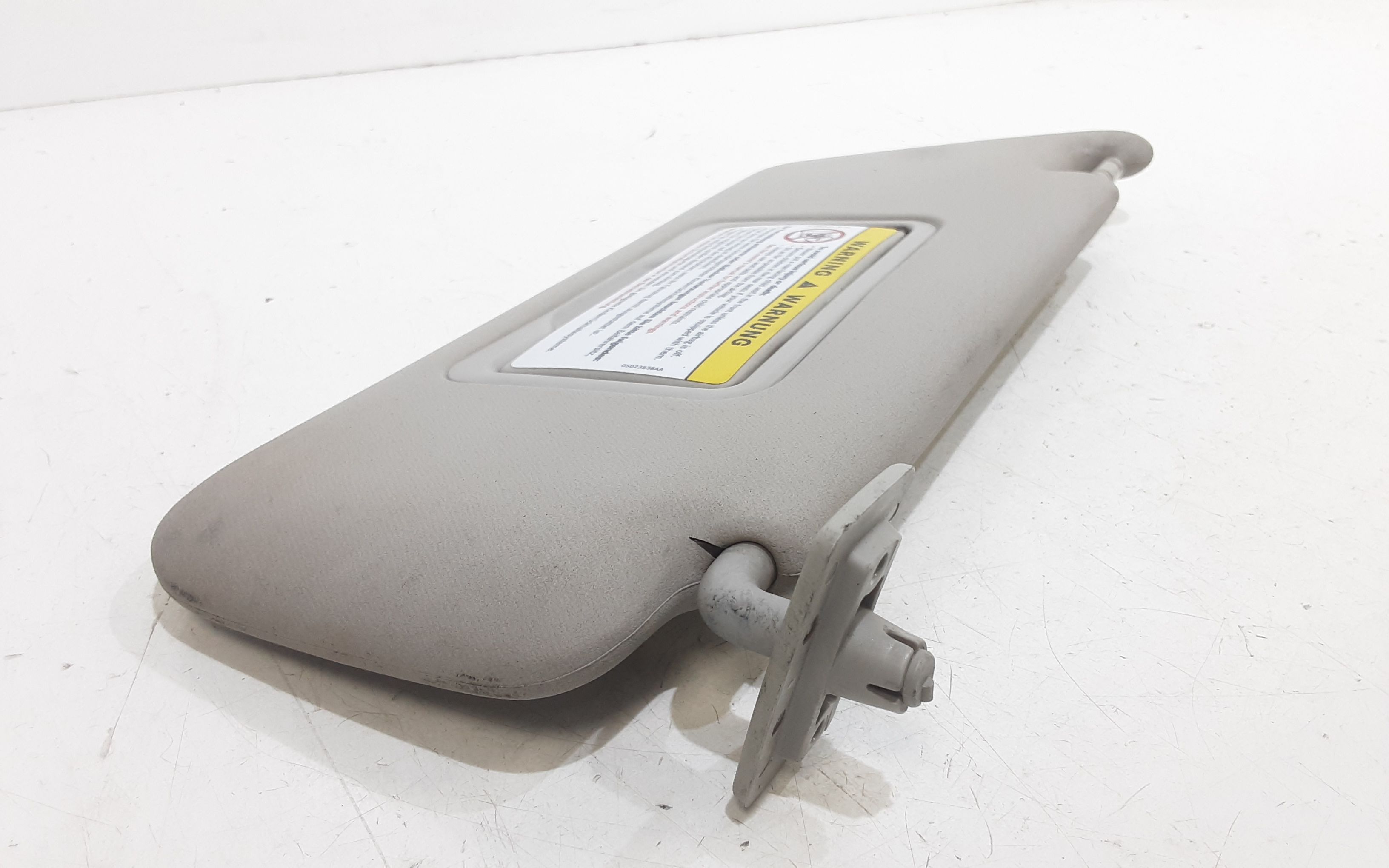 Aletta Parasole Parabrezza Destro A1688100410 Usato