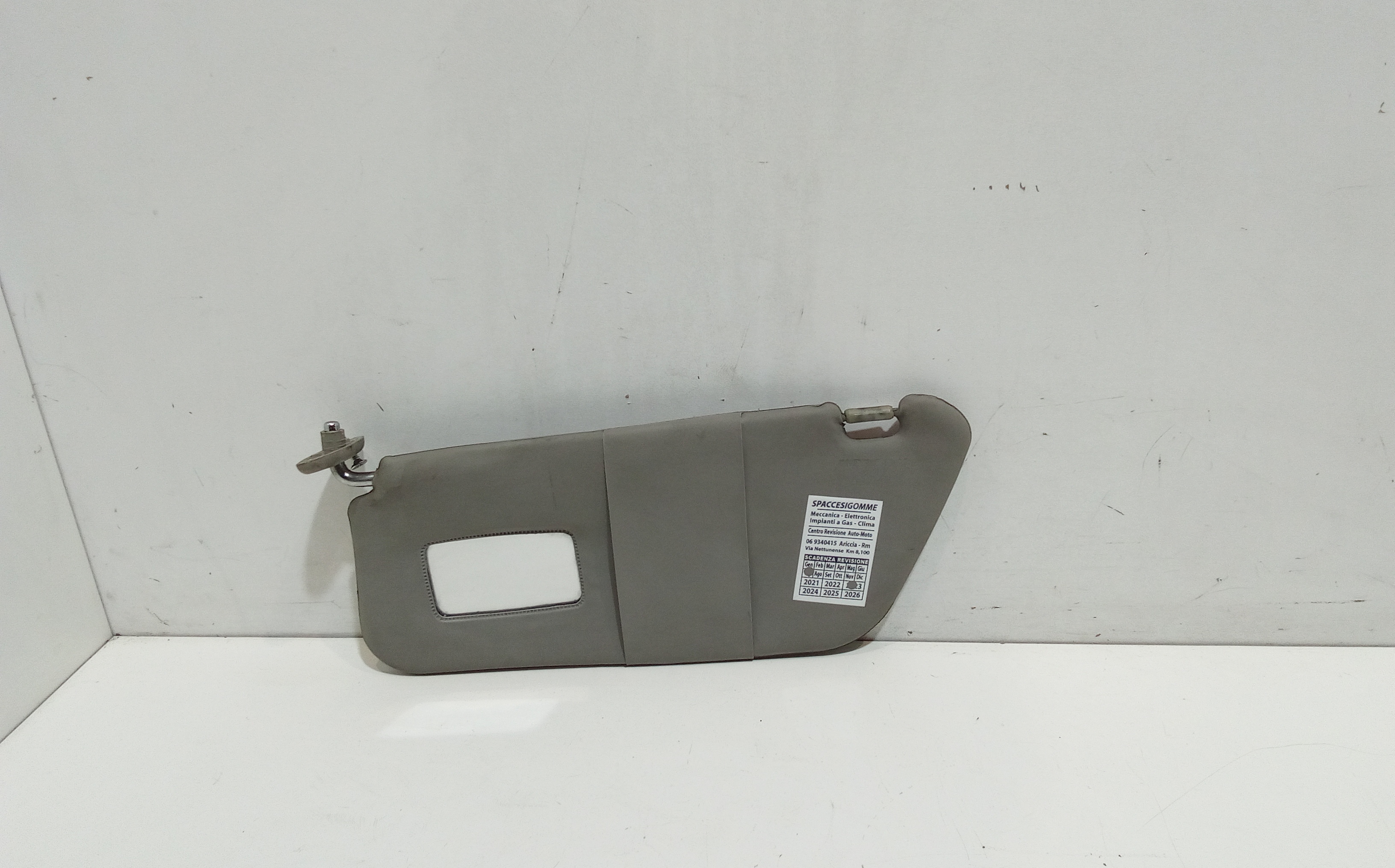 Aletta Parasole Parabrezza Sinistro 96279932 Usato