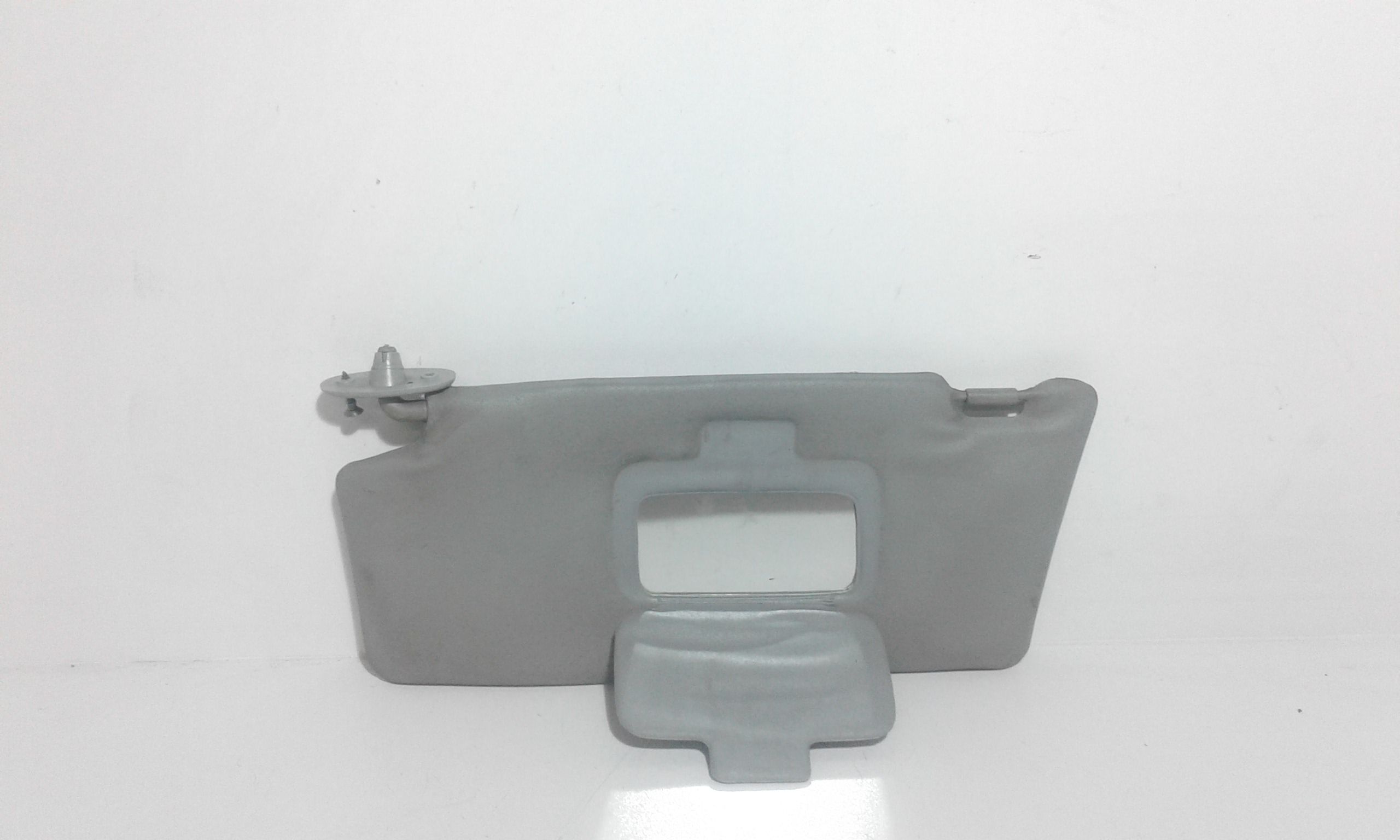 Aletta Parasole Parabrezza Sinistro 267881110140 Usato