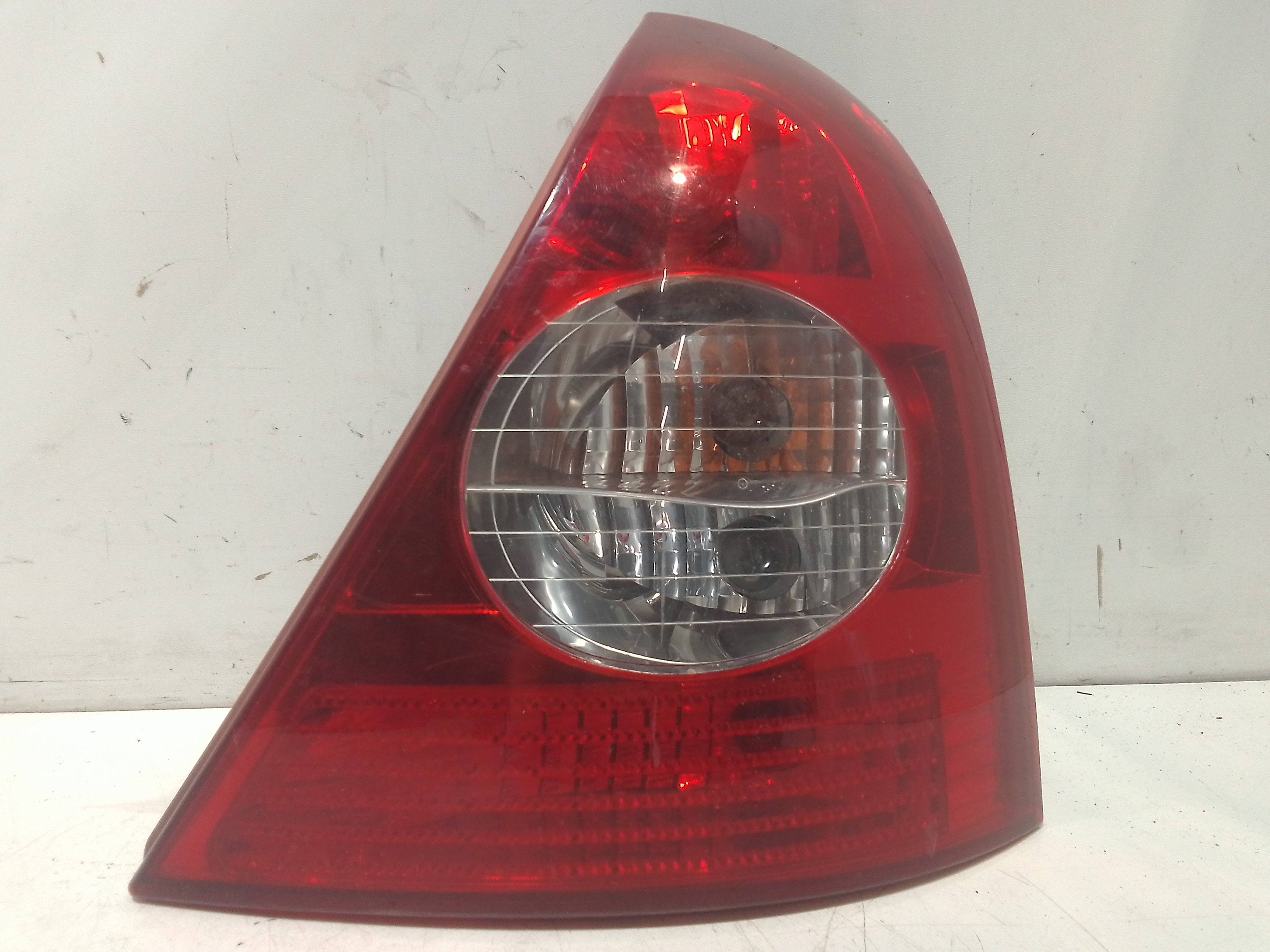 Fanale Post. Destro 8200459960 Usato