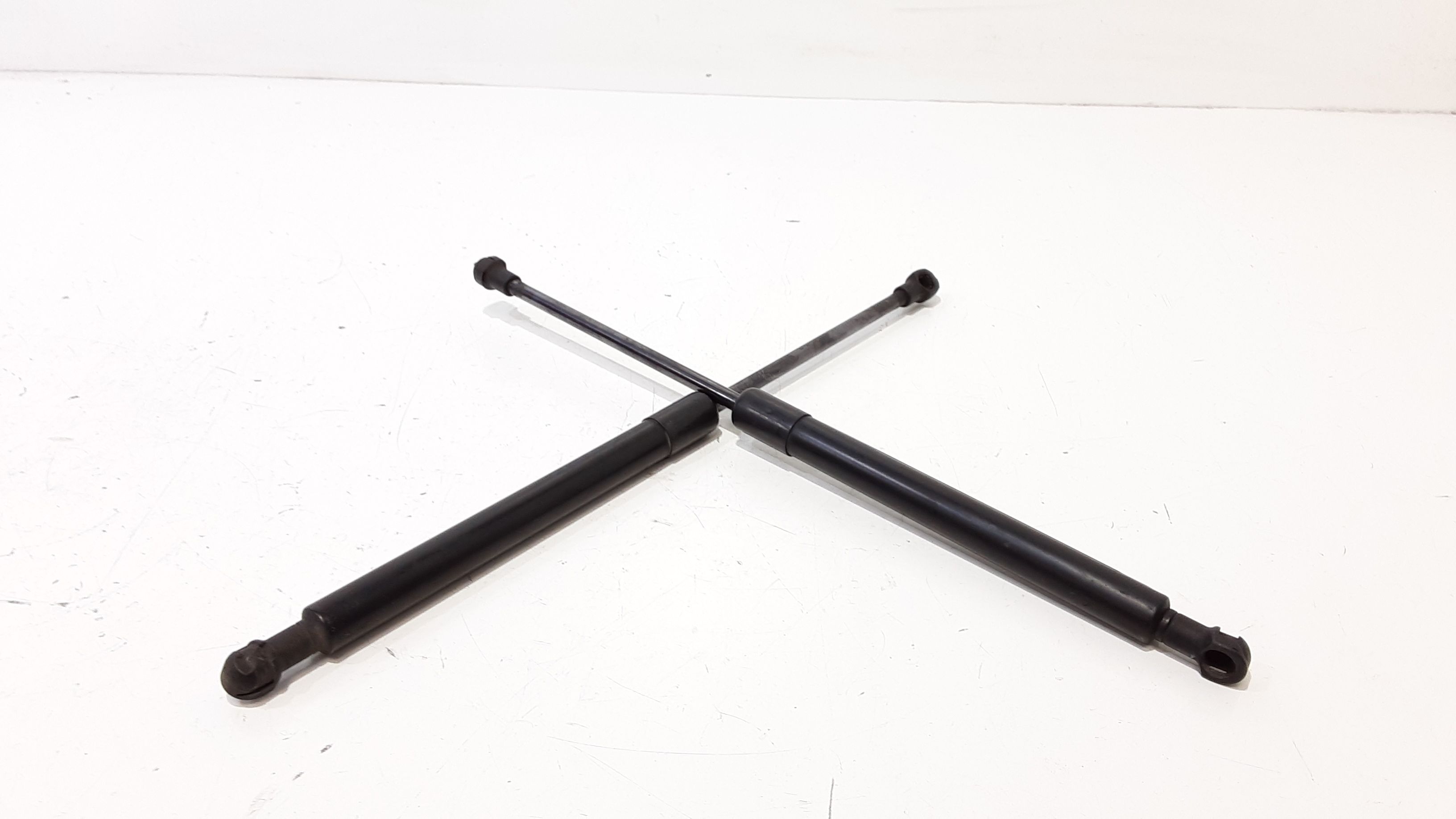 Asta Ammortizzante Cofano Ant. Usato