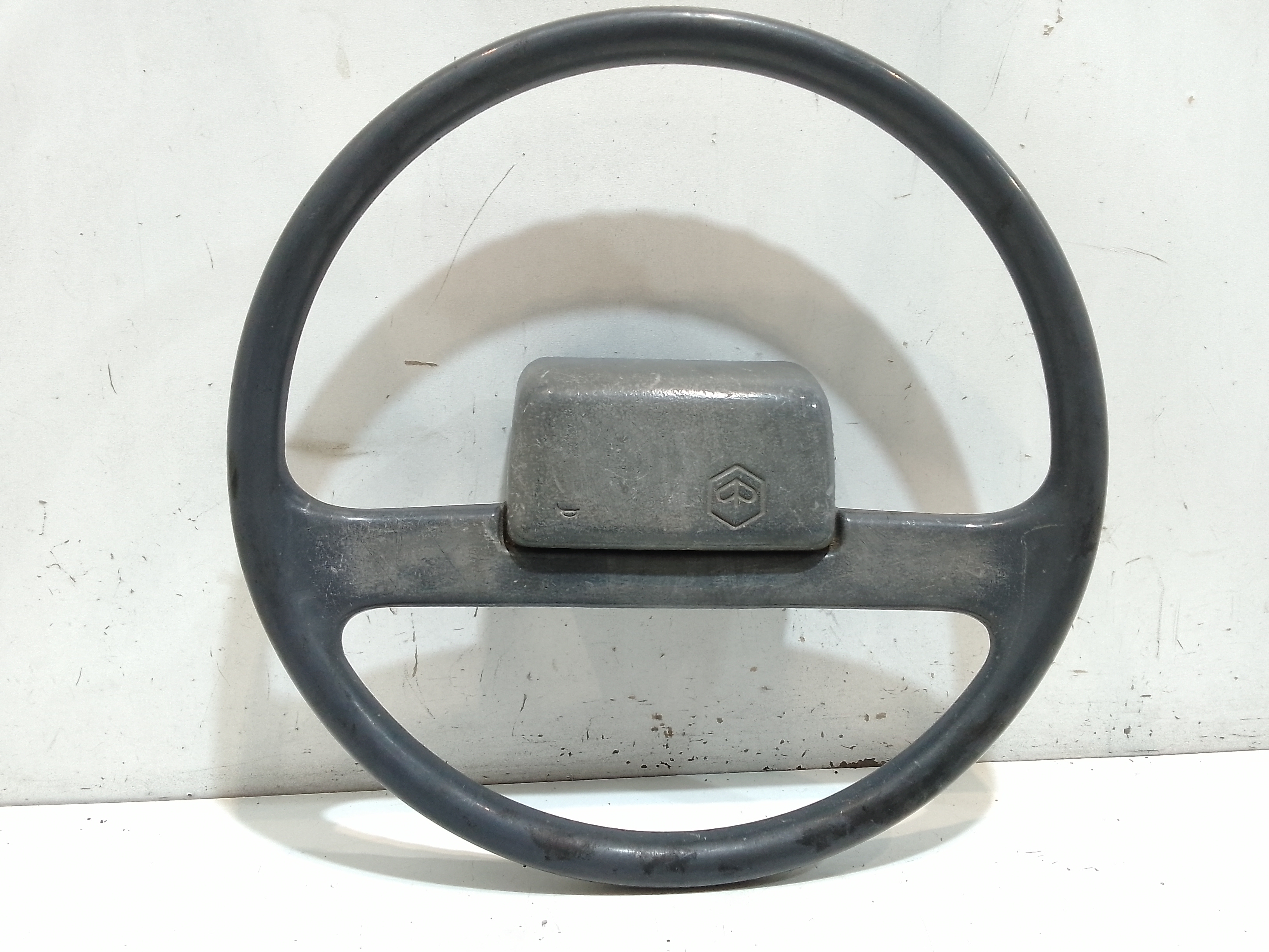 Volante 4510087Z09030 Usato