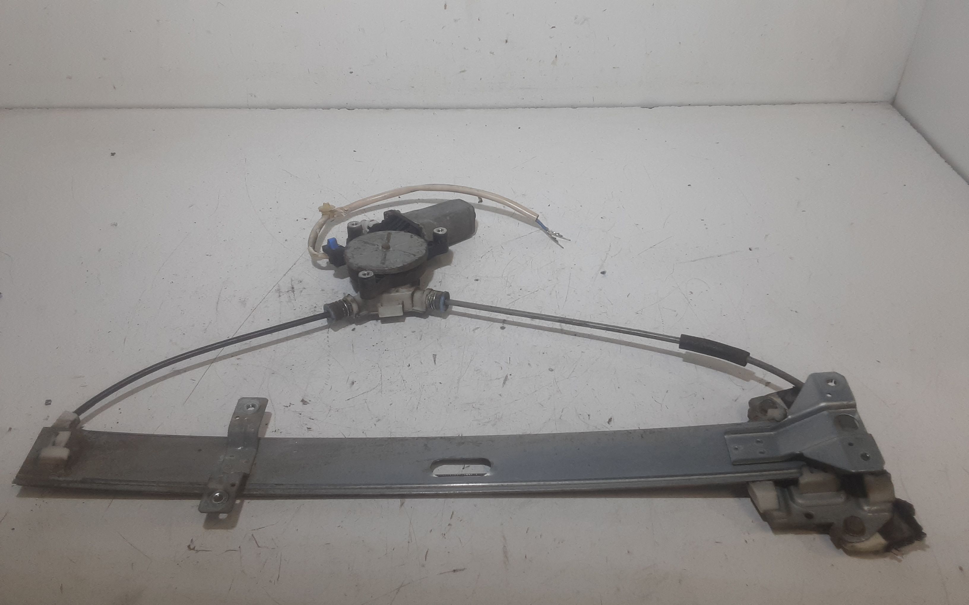 Alzacristallo Porta Ant. Destro Usato