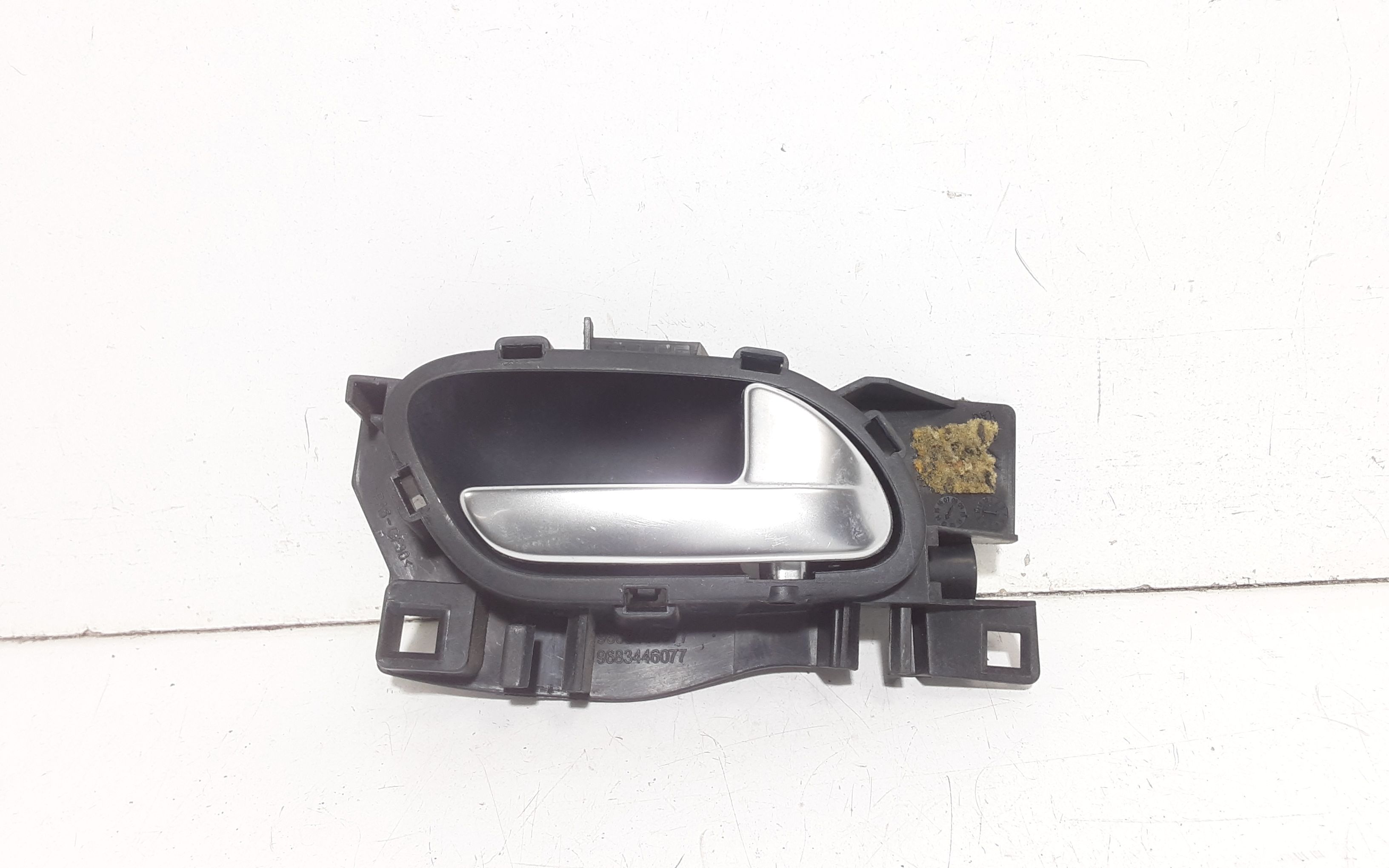 Maniglia Int. Apertura Porta Ant. Destro Usato