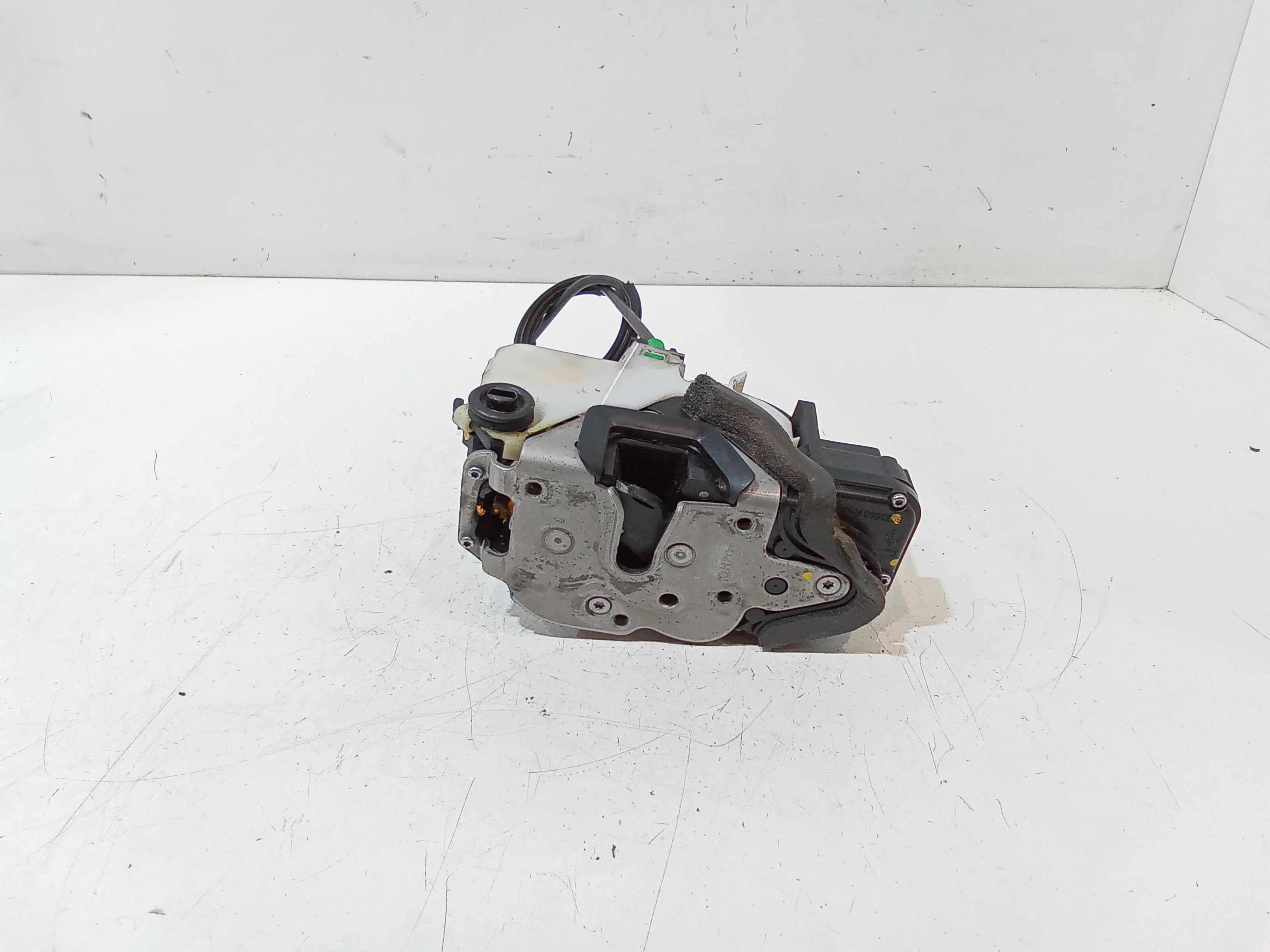 Serratura Porta Post. Destro 13579556 Usato