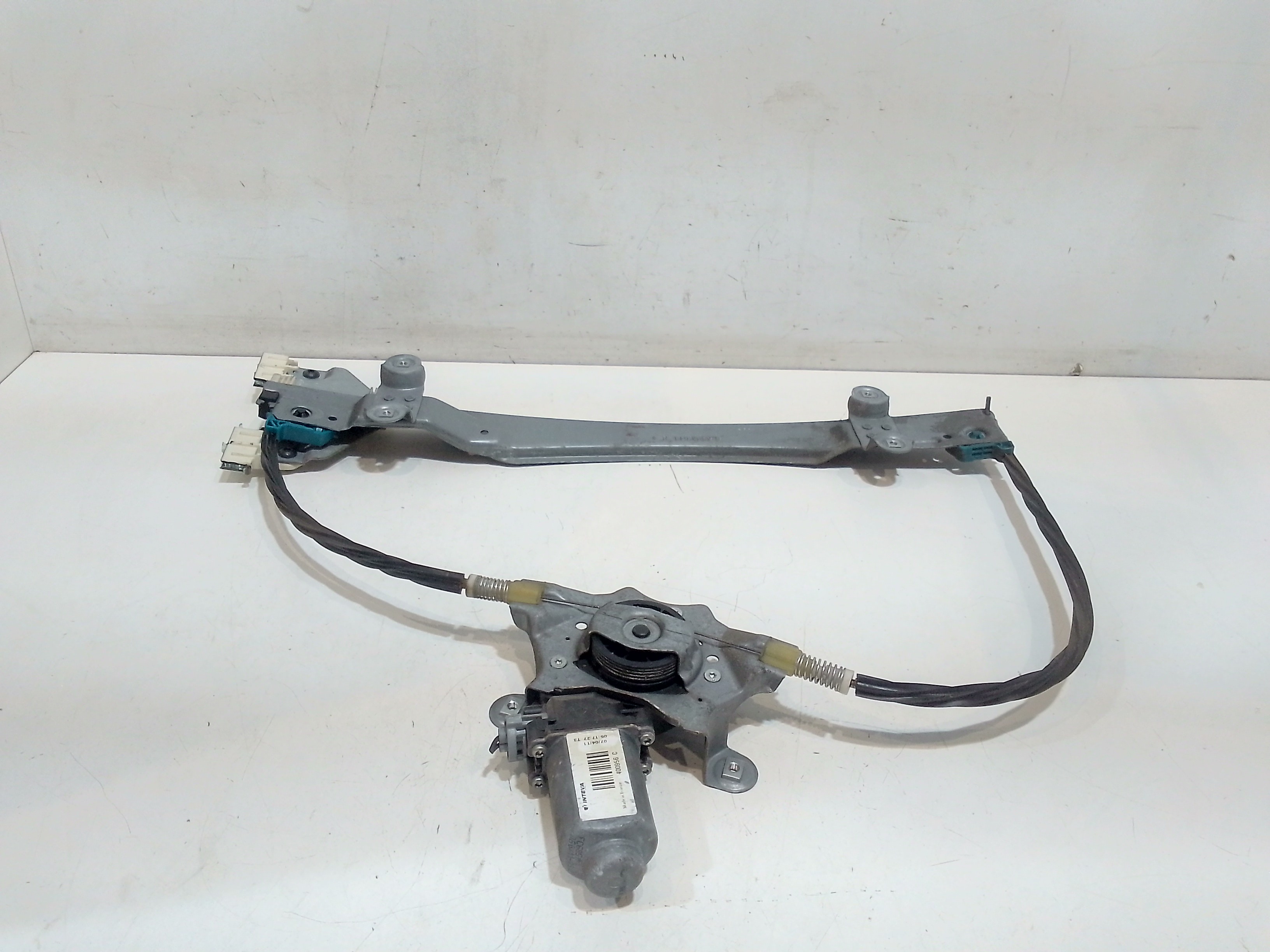 Alzacristallo Porta Ant. Destro 8200731461 Usato