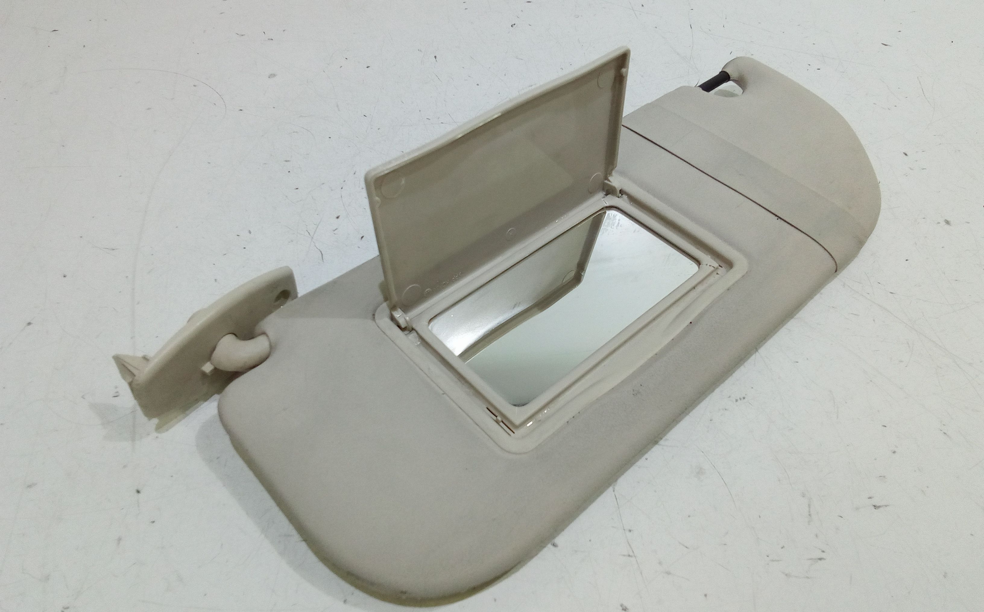 Aletta Parasole Parabrezza Sinistro Usato