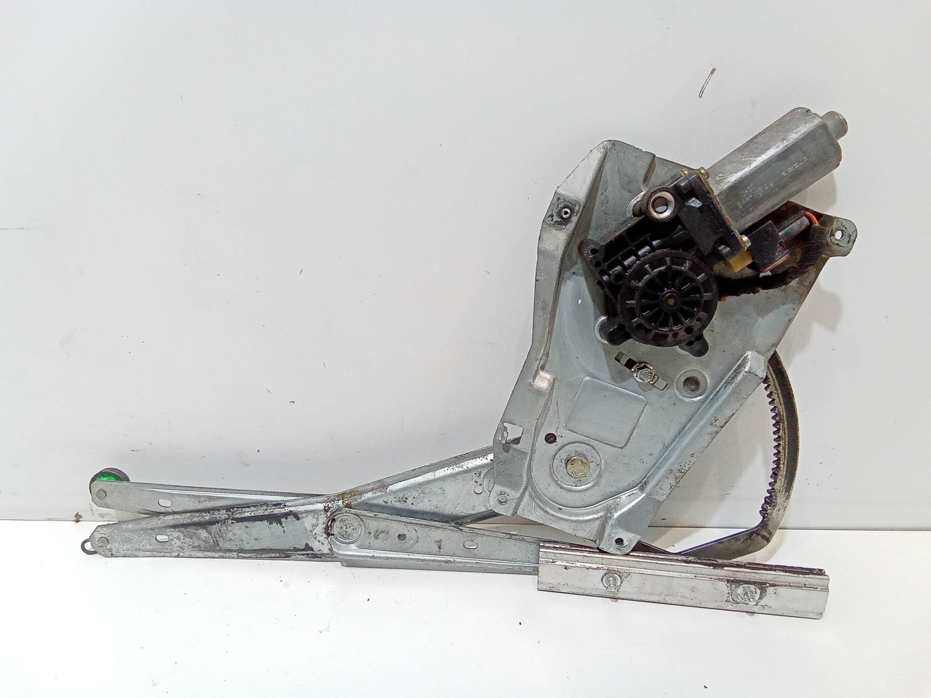 Alzacristallo Porta Ant. Sinistro Usato