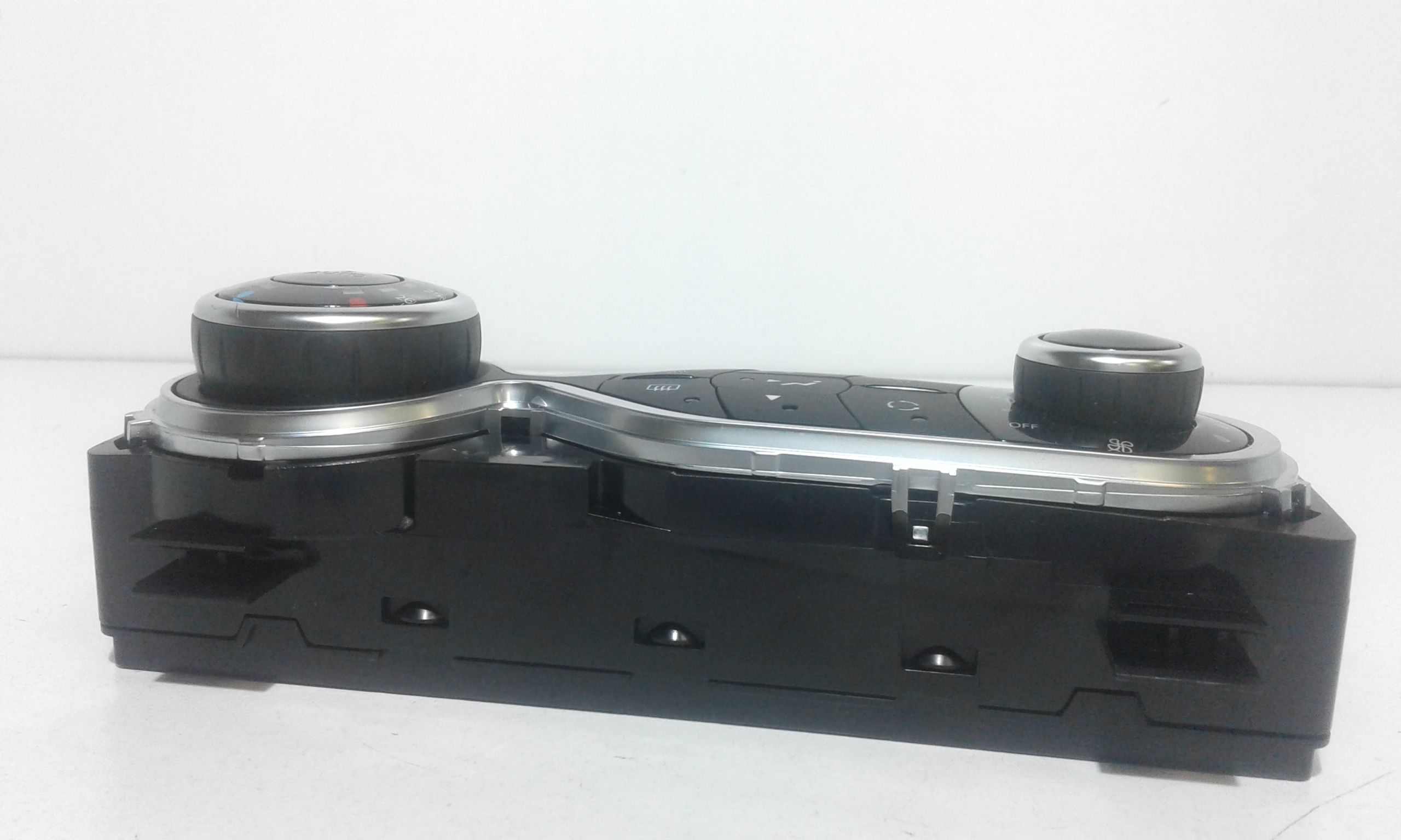 Blocco Comando Climatizzazione 275106982R Usato