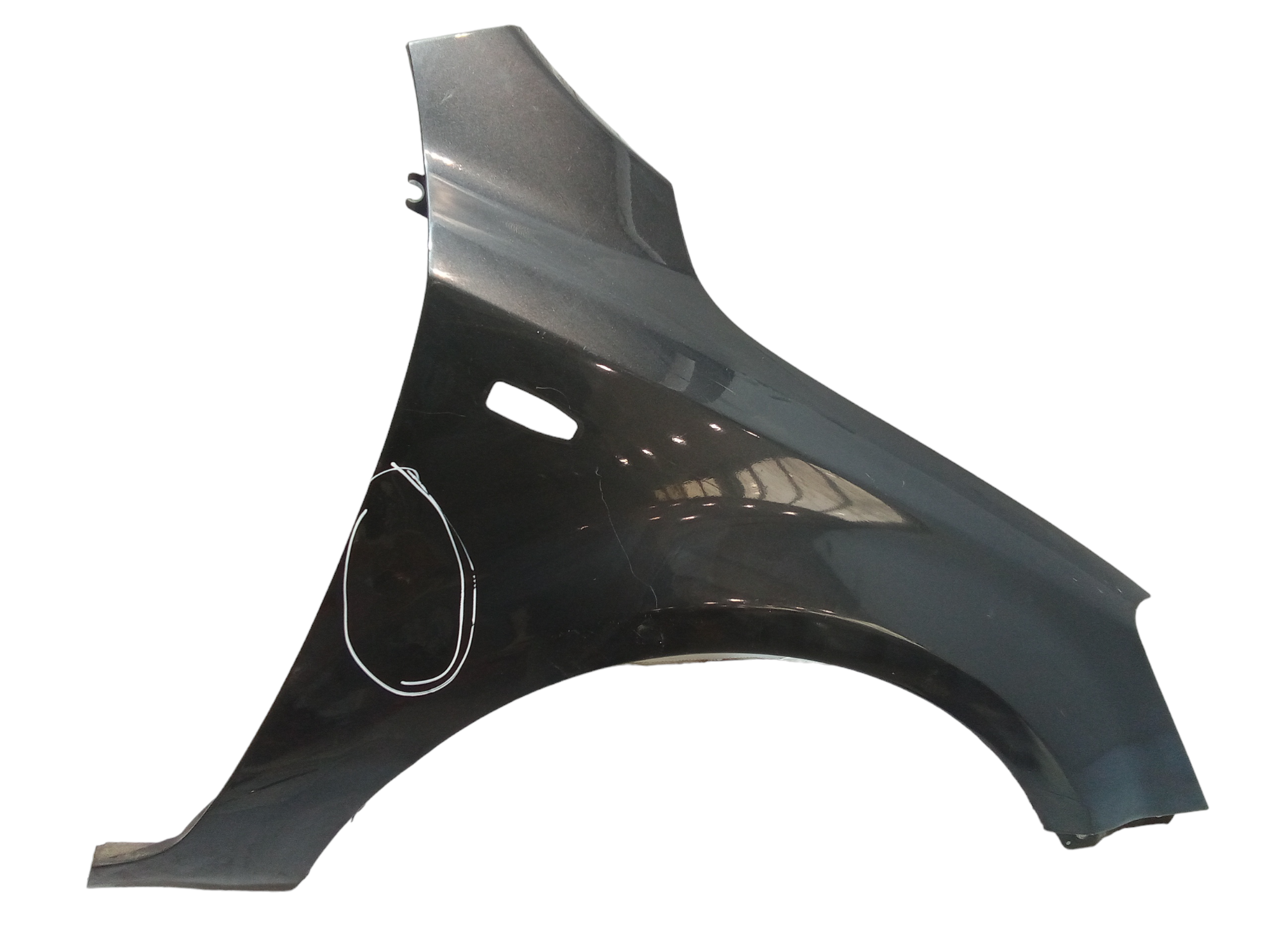 Parafango Ant. Destro 663211H010 Usato