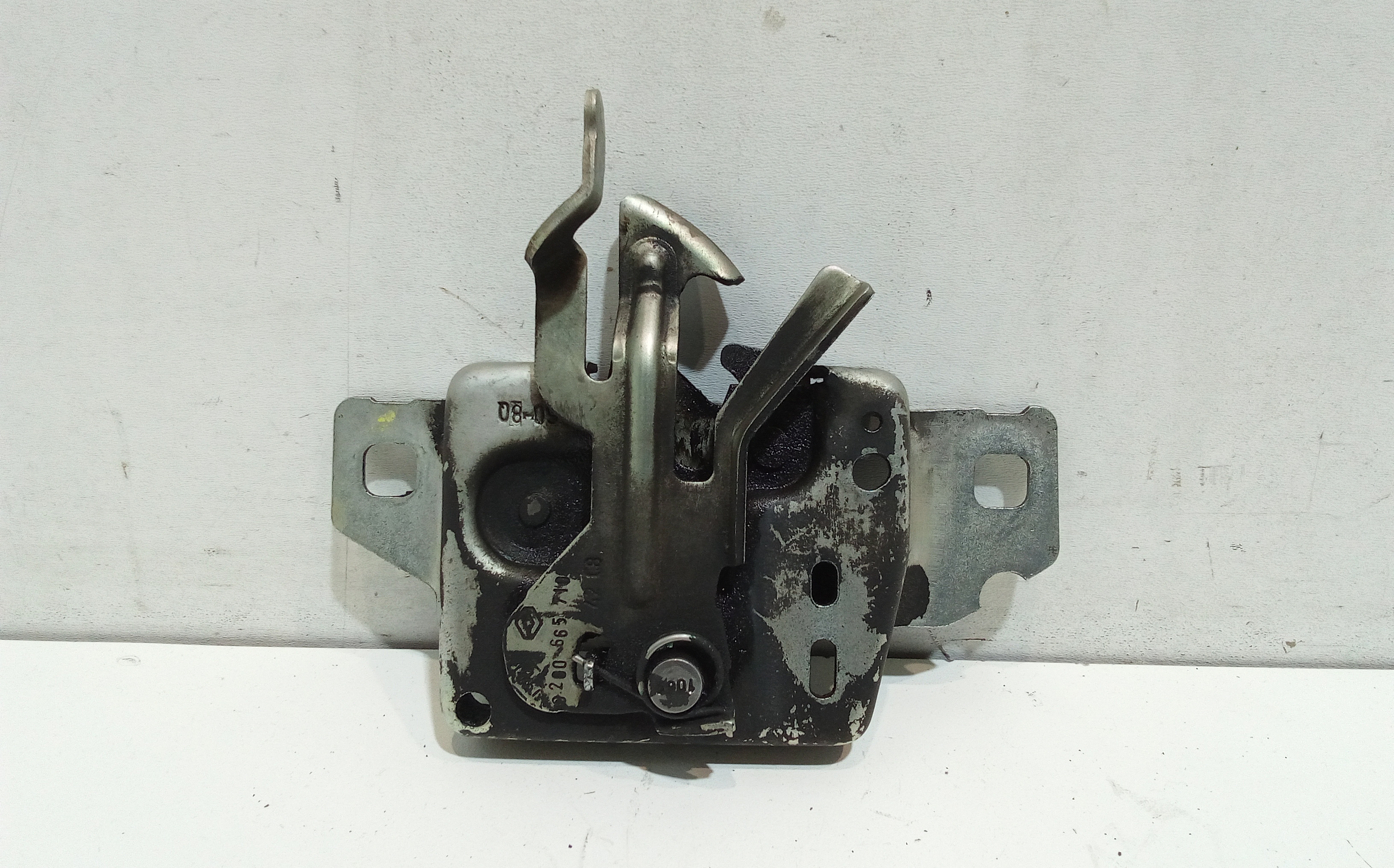 Serratura Cofano Ant. 8200257616 Usato