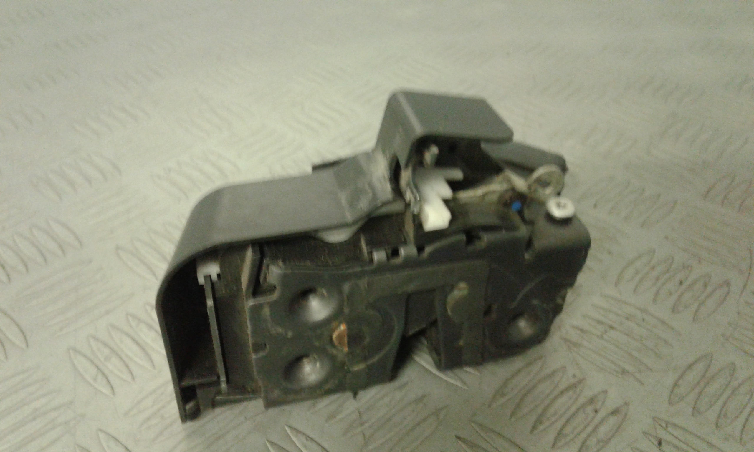 Serratura Porta Ant. Destro 4892360 Usato