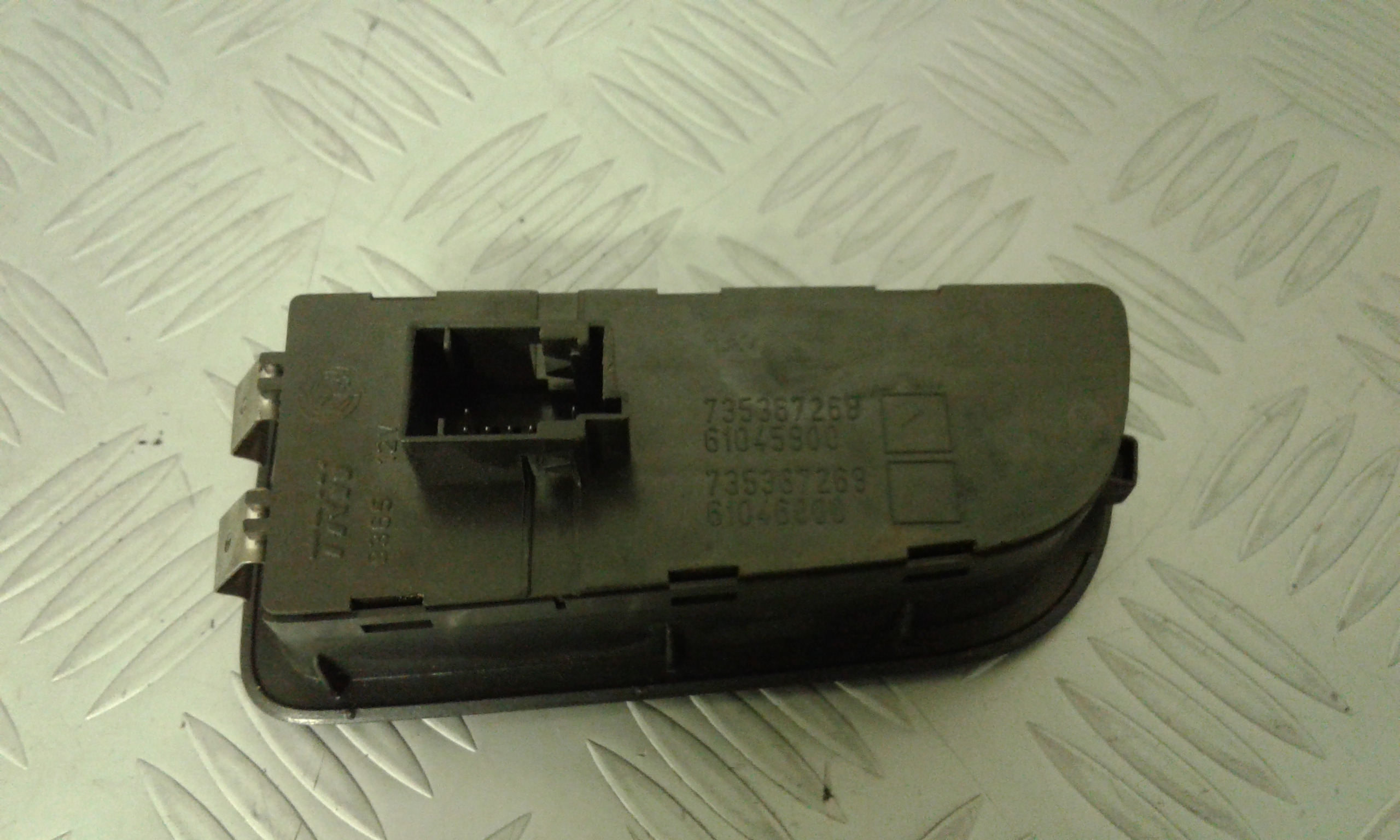 Interruttore Blocco Comando Luci 735604108 Usato