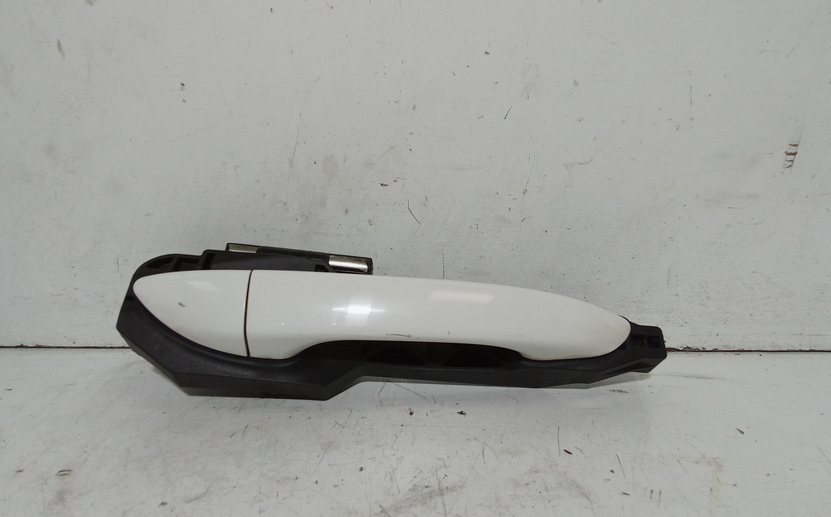 Maniglia Porta Post. Destro 82661B4020 Usato