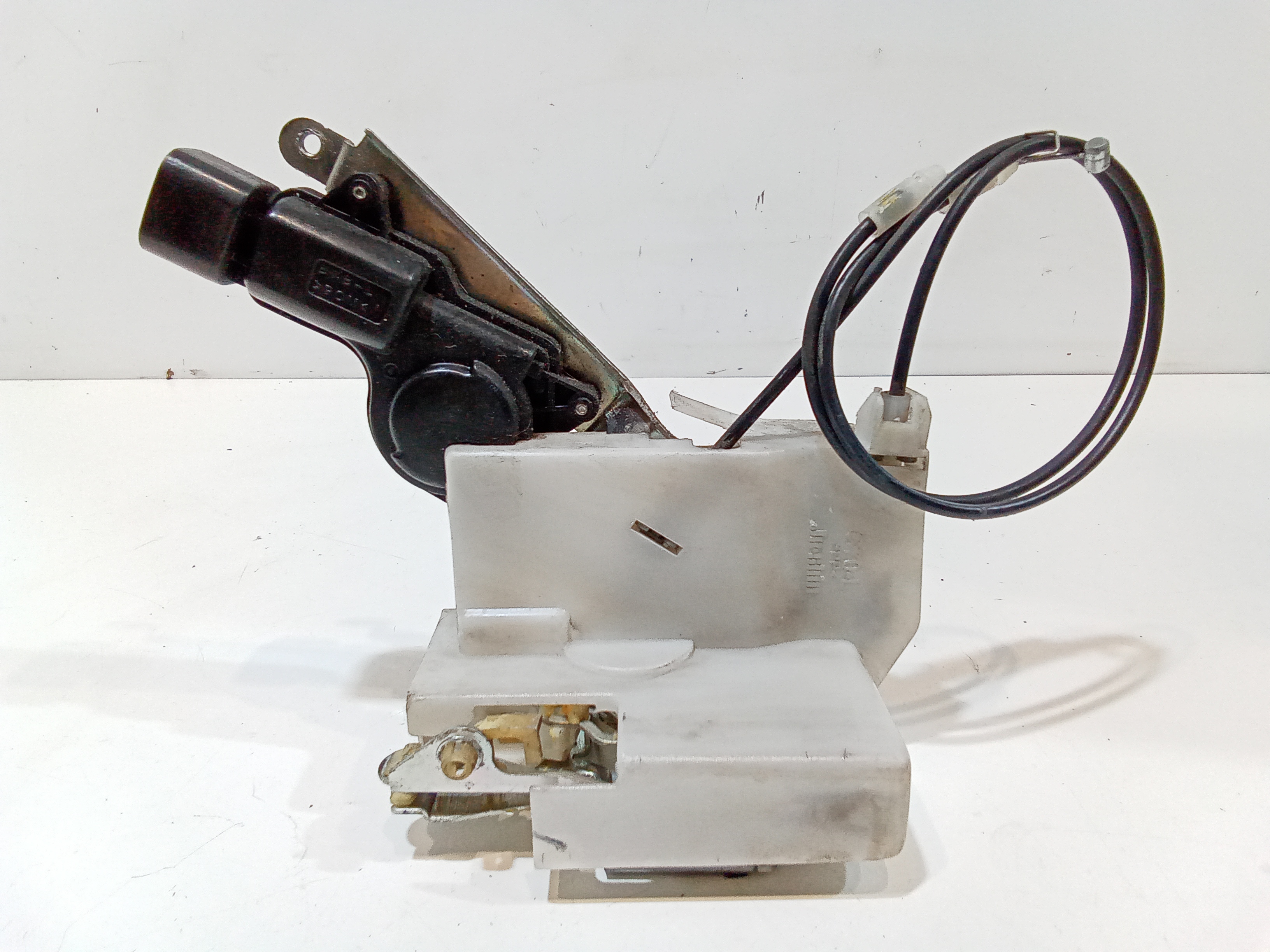 Serratura Porta Post. Sinistro 82302M68K11000 Usato