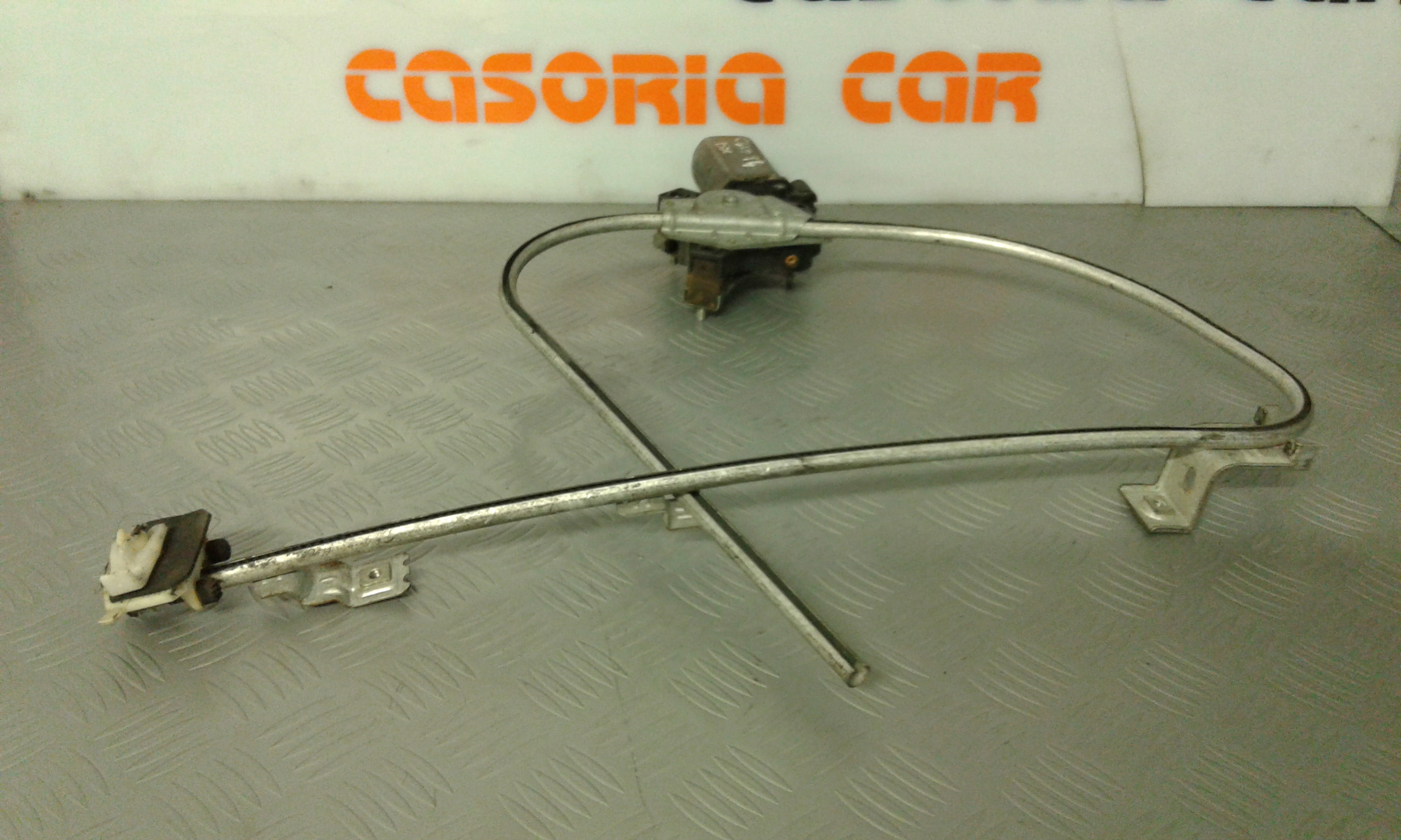 Alzacristallo Porta Ant. Destro Usato