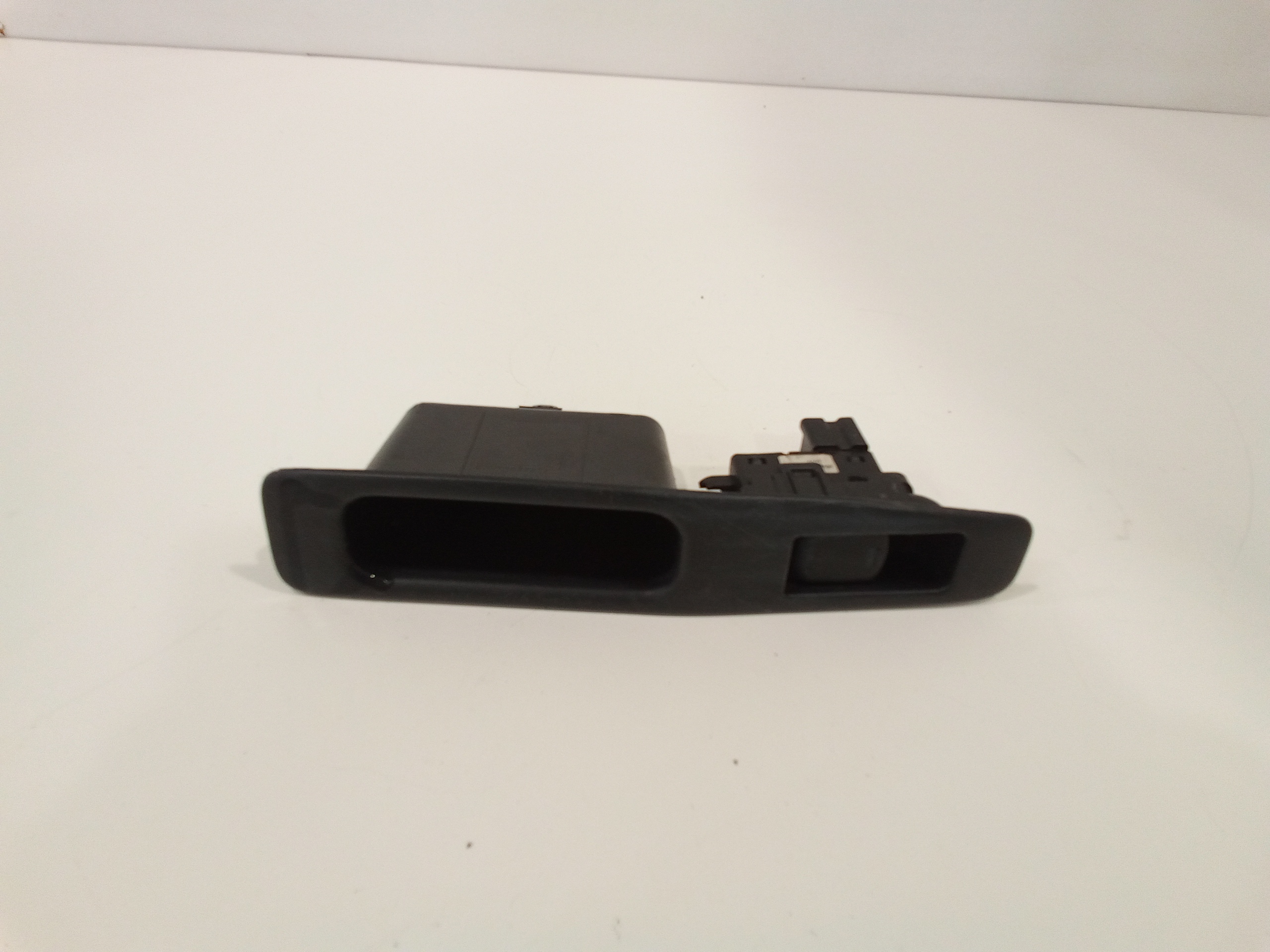 Interruttore Alzacristalli Porta Post. Destro 25411BR00A Usato