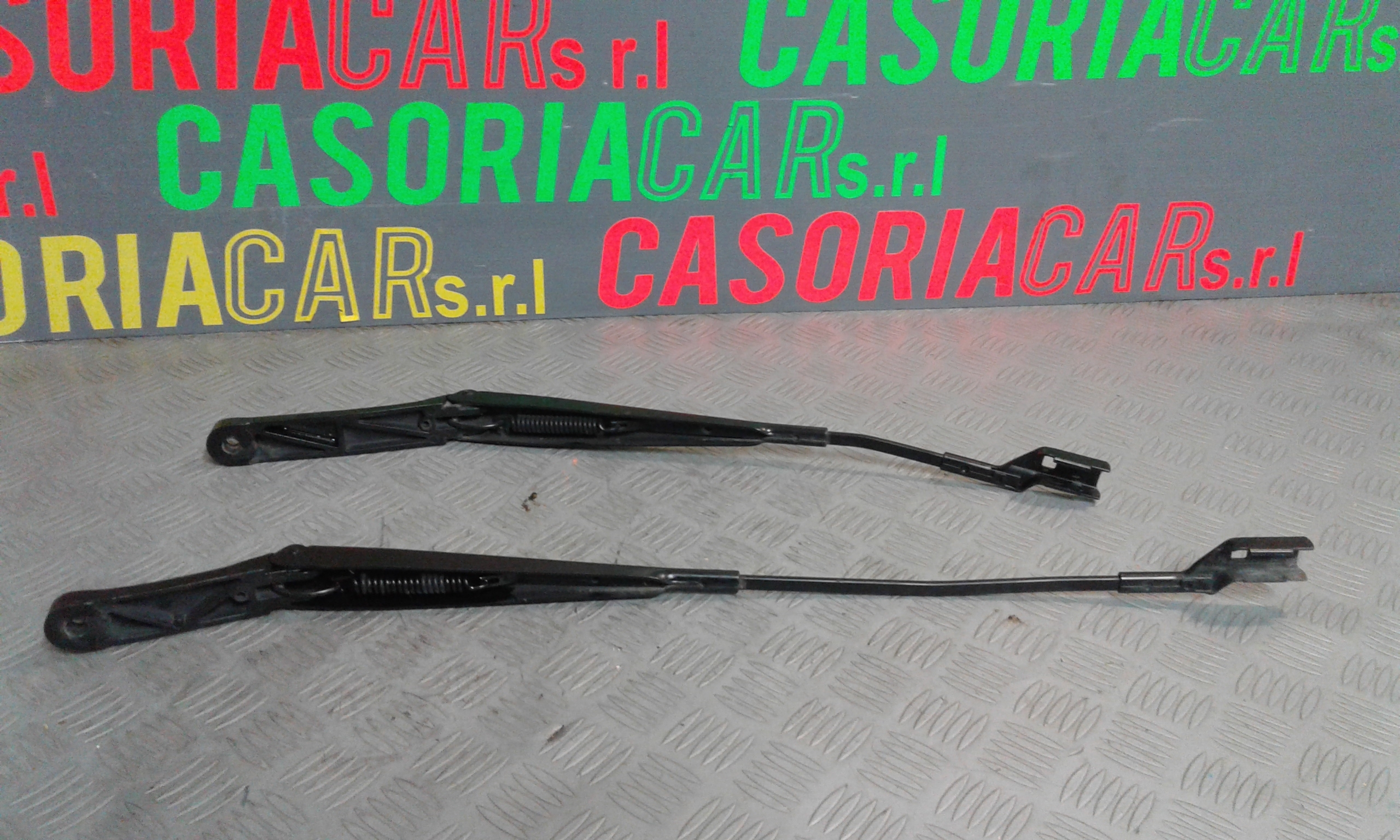 Braccio Tergiparabrezza Usato