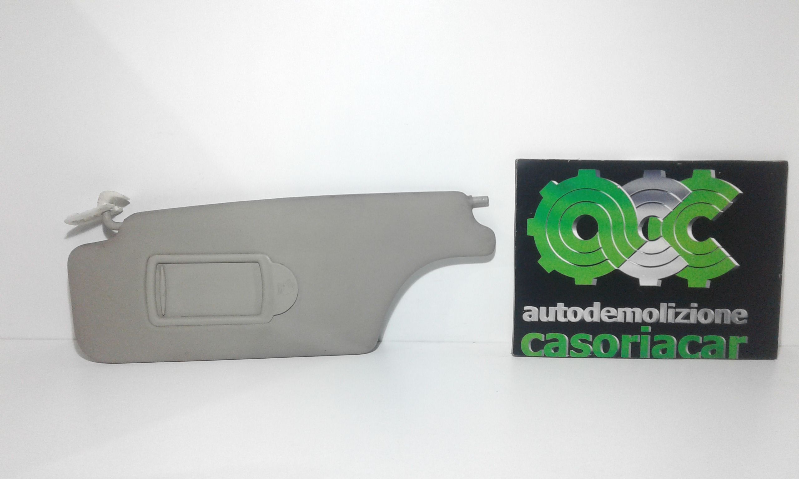 Aletta Parasole Parabrezza Sinistro 8200329035 Usato