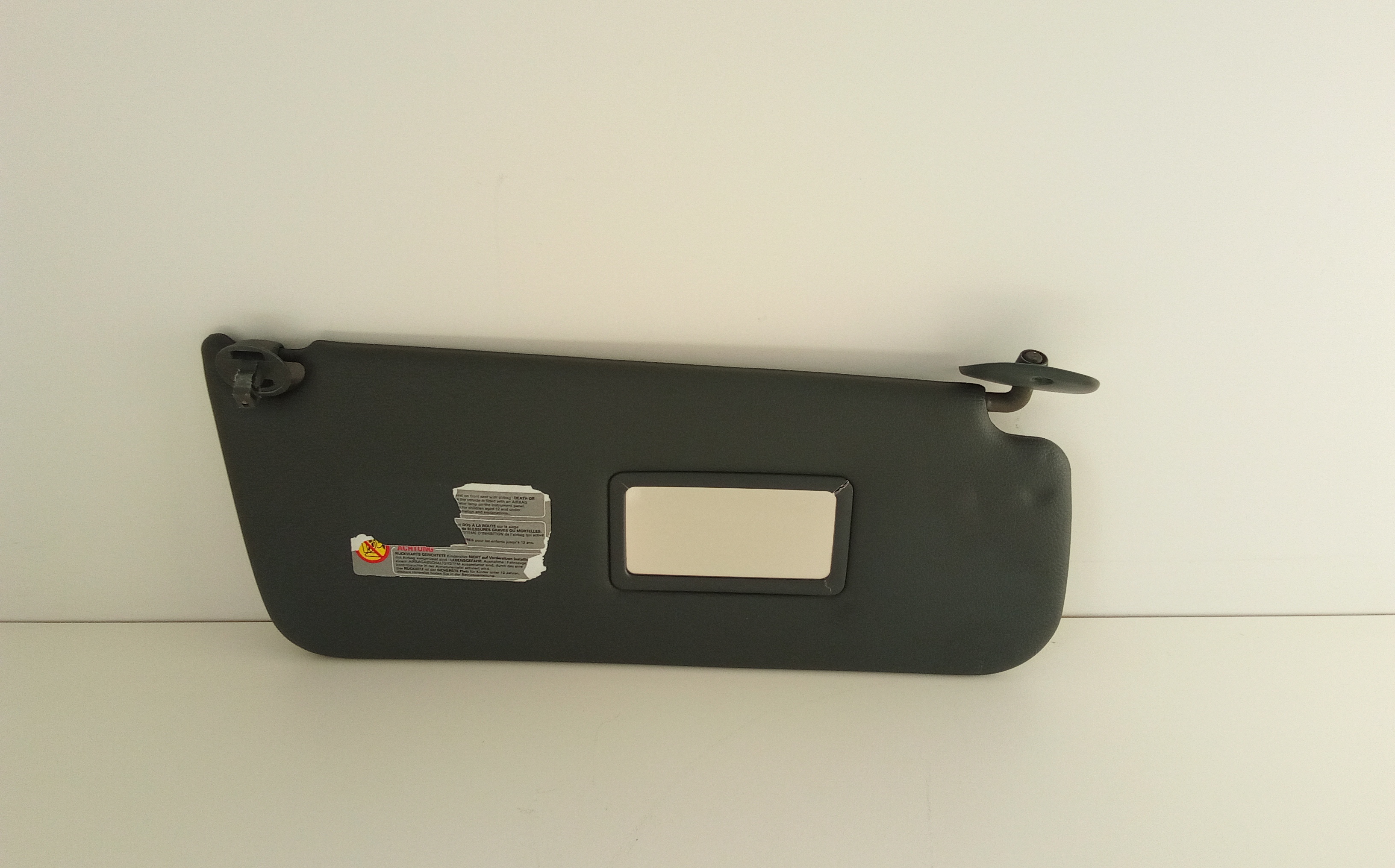 Aletta Parasole Parabrezza Destro 964000870R Usato