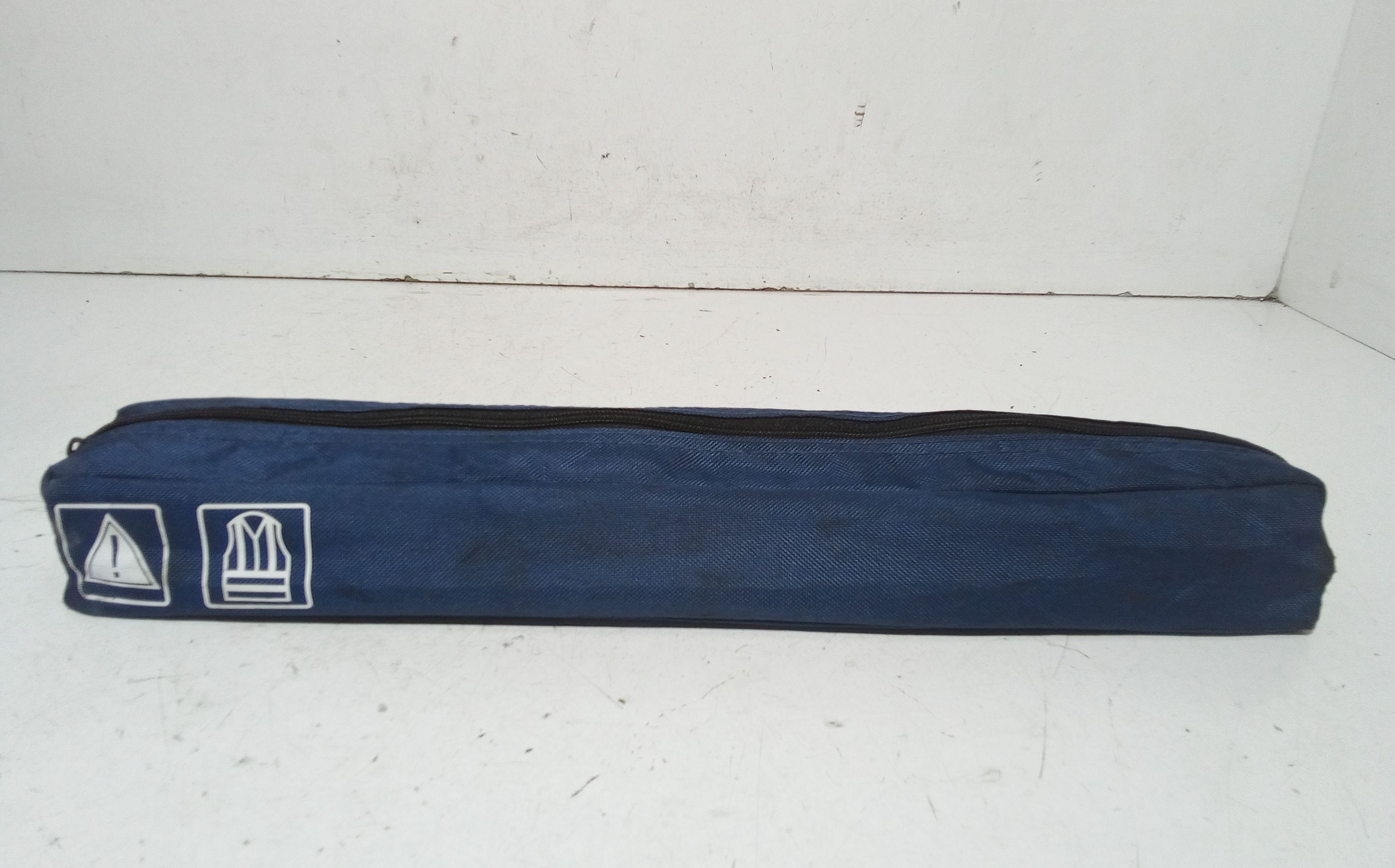 Triangolo Di Emergenza Usato