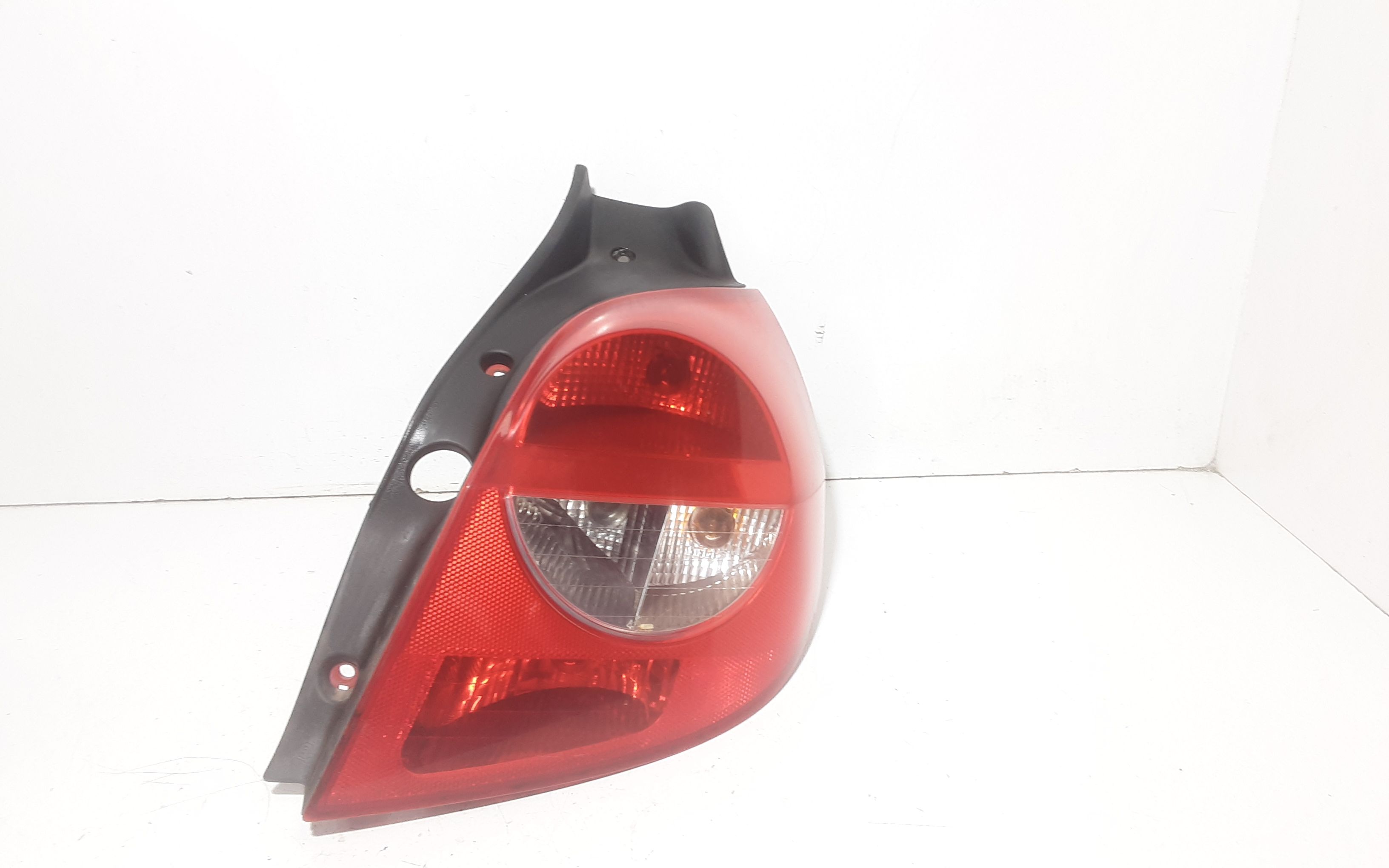 Fanale Post. Destro 8200459960 Usato