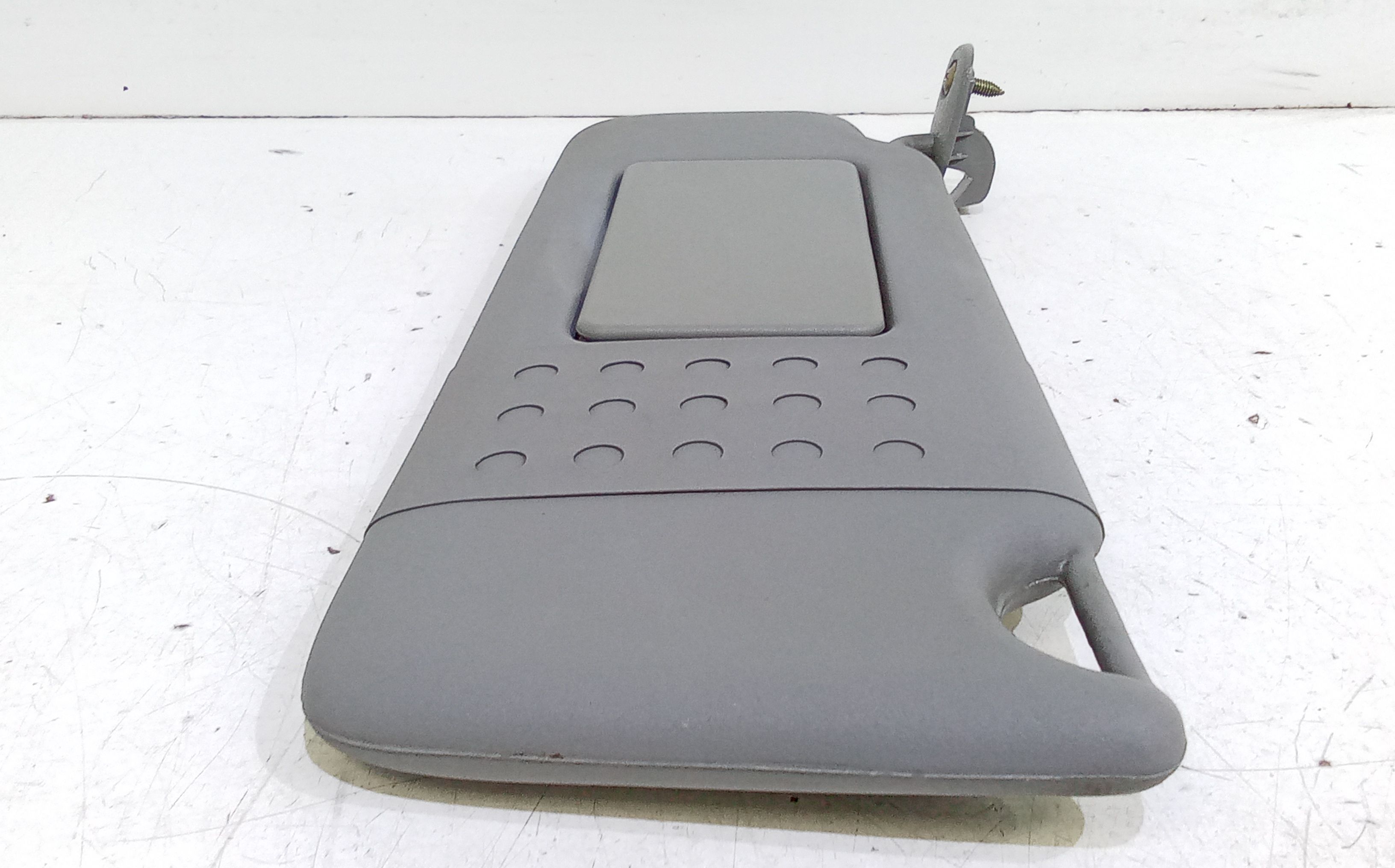 Aletta Parasole Parabrezza Sinistro 8200249085 Usato