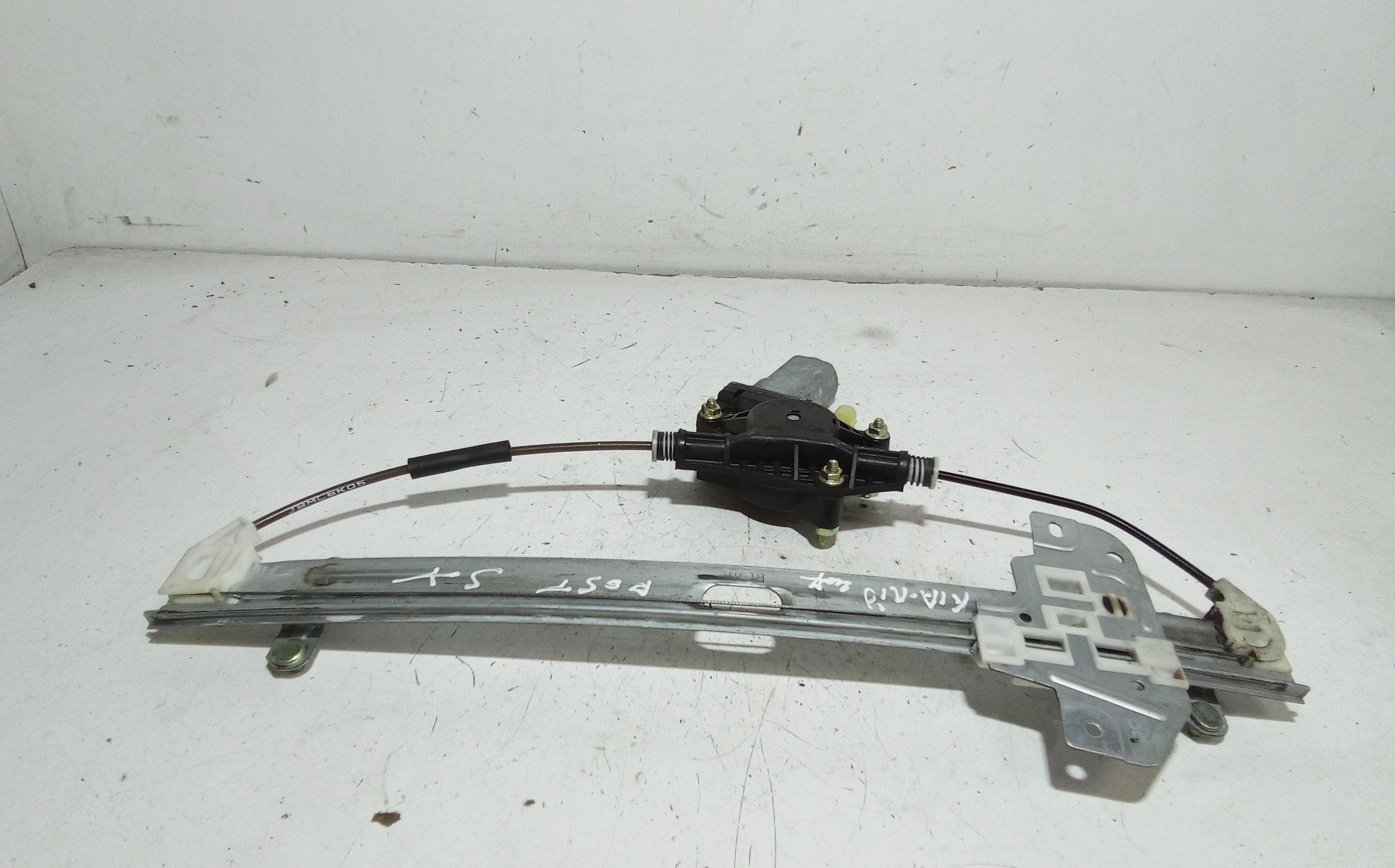 Alzacristallo Porta Post. Sinistro 834011G000 Usato