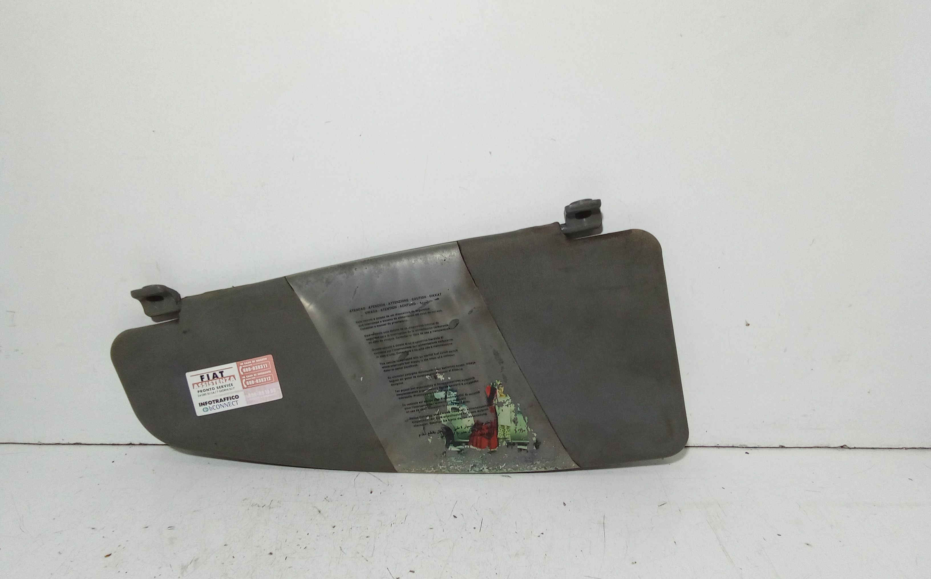 Aletta Parasole Parabrezza Sinistro 735294018 Usato