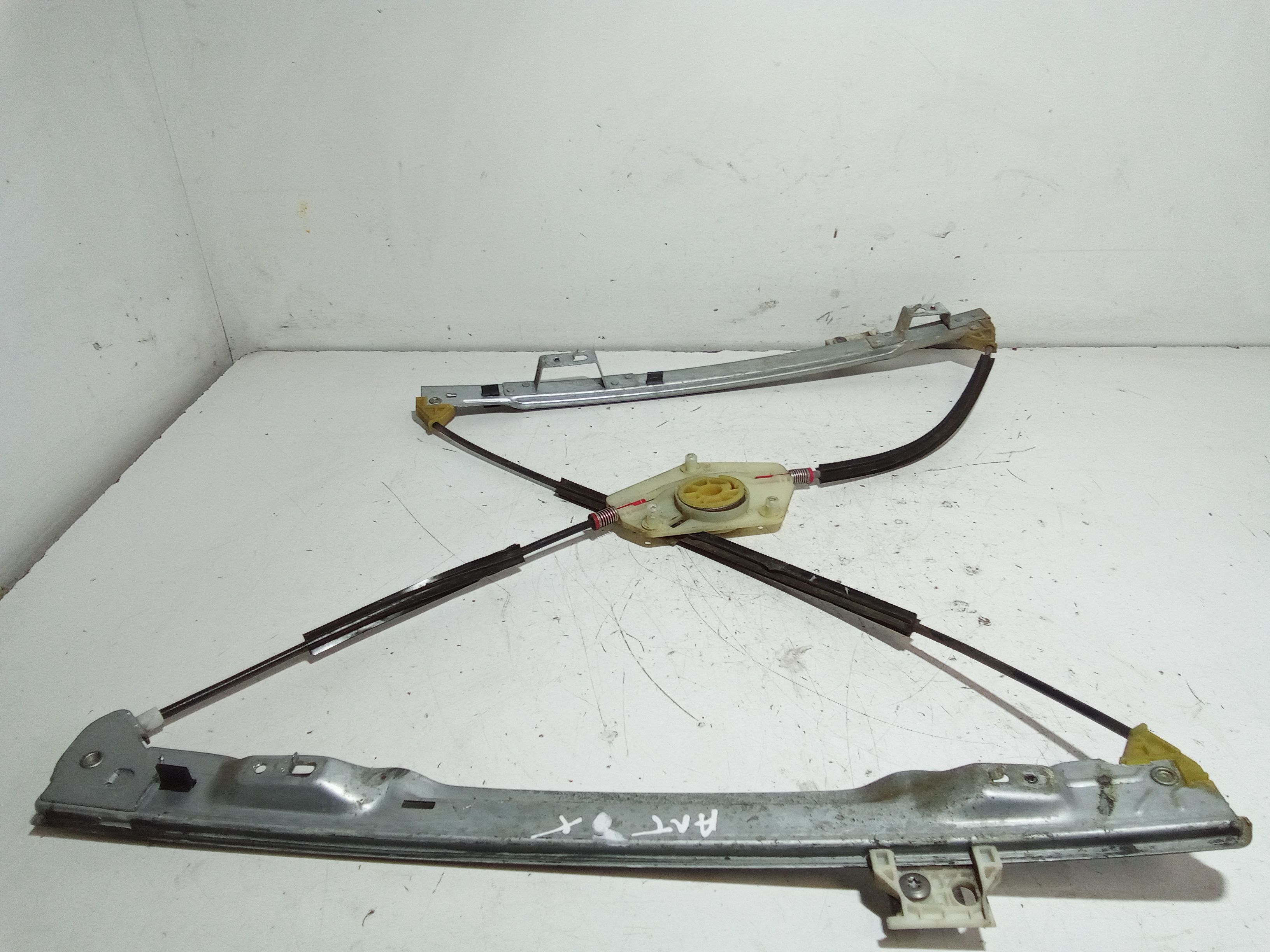 Alzacristallo Porta Ant. Sinistro Usato