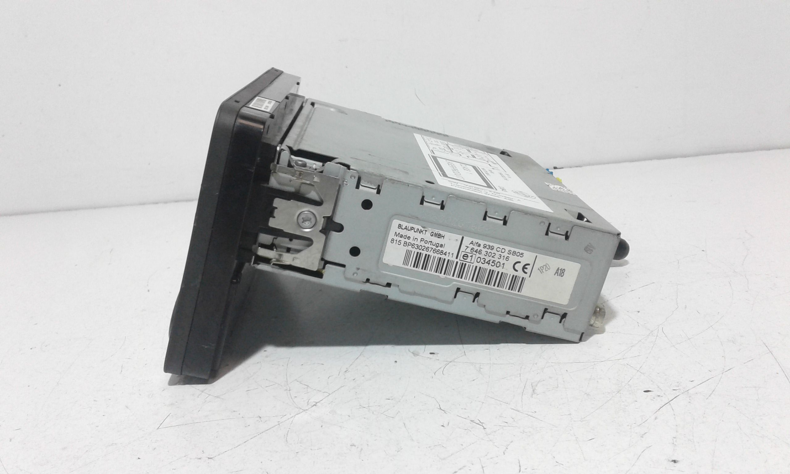 Autoradio 156080667 Usato