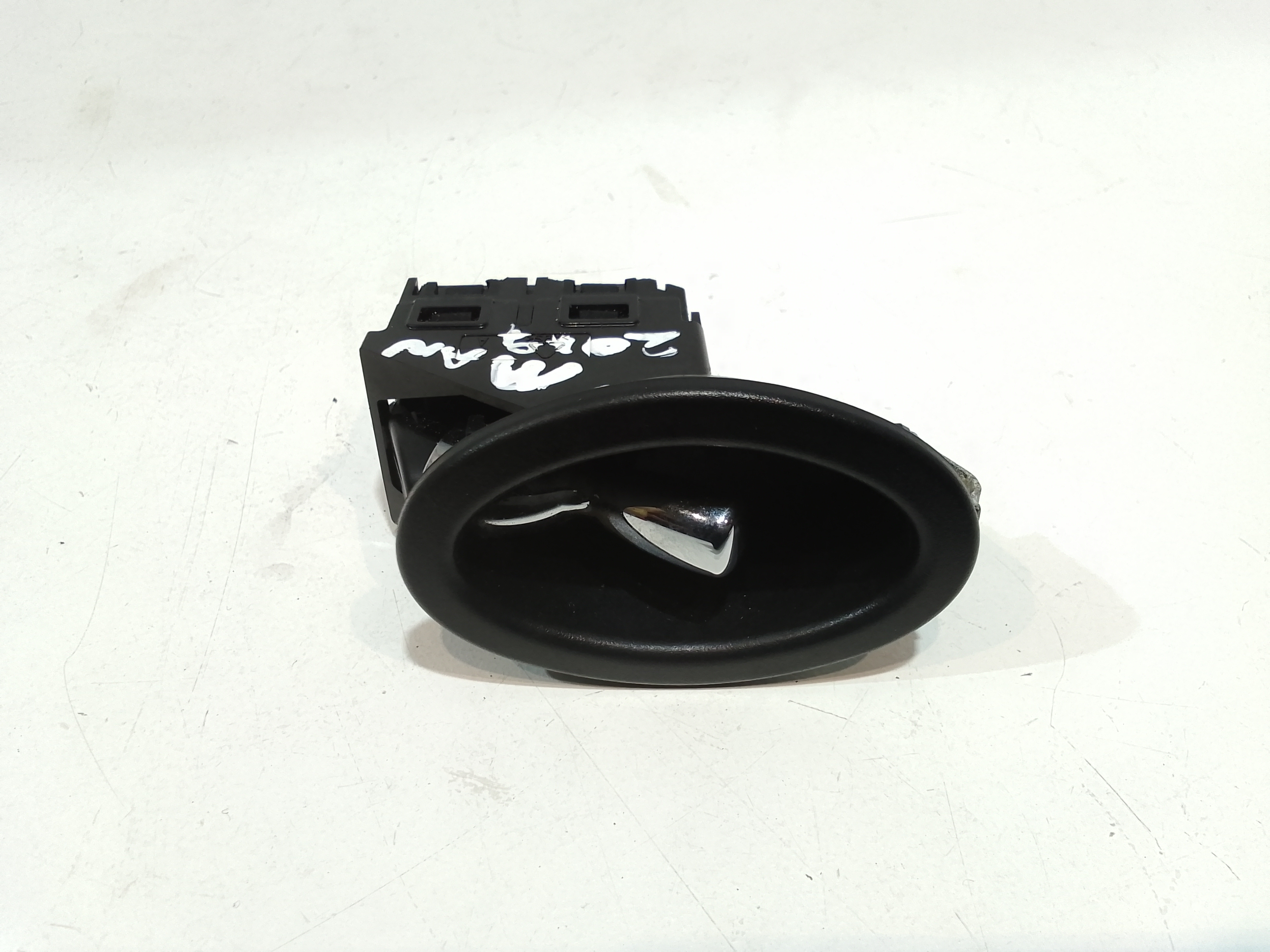 Interruttore Alzacristalli Porta Post. Destro 61319800972 Usato