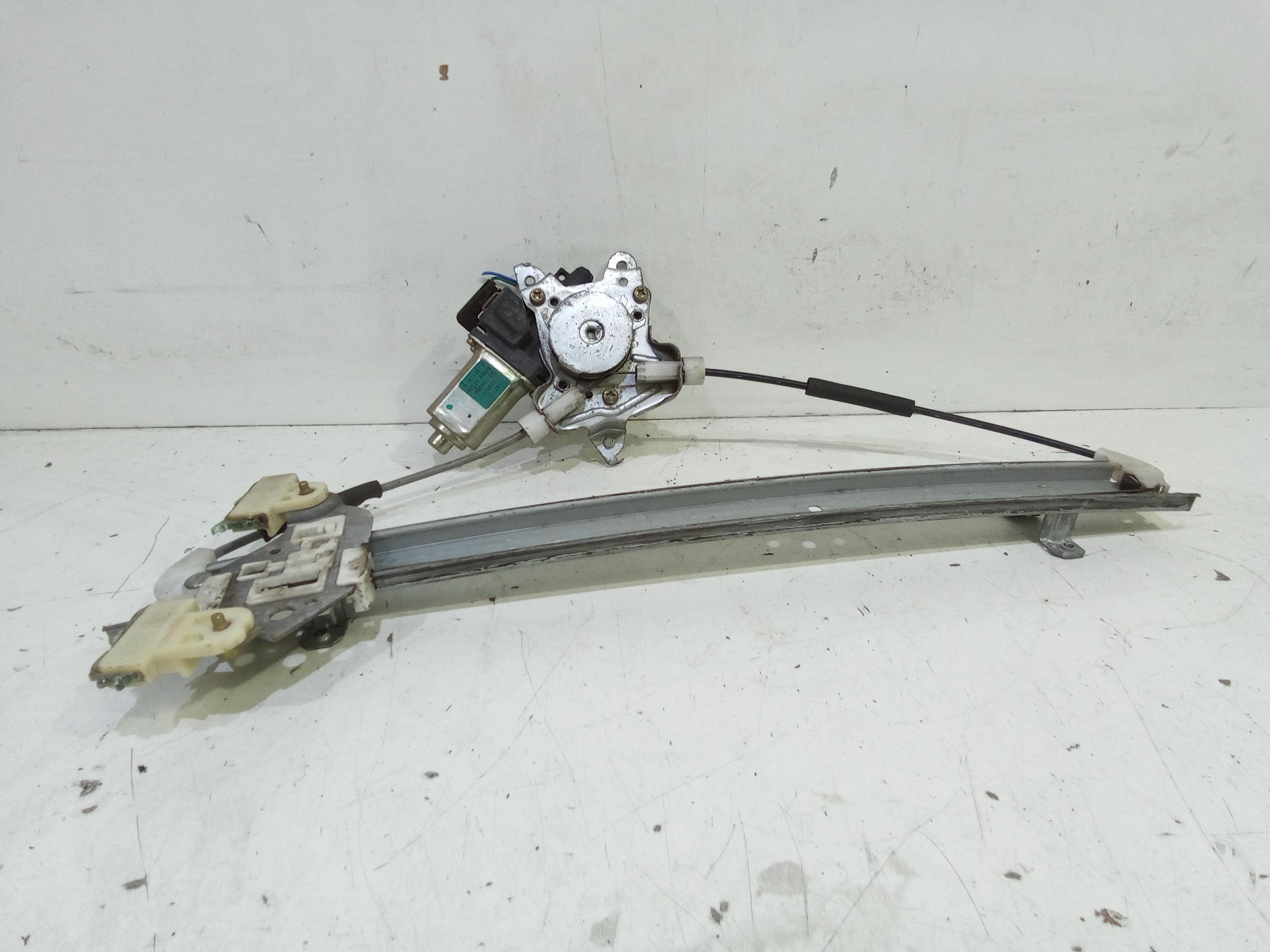 Alzacristallo Porta Ant. Destro Usato