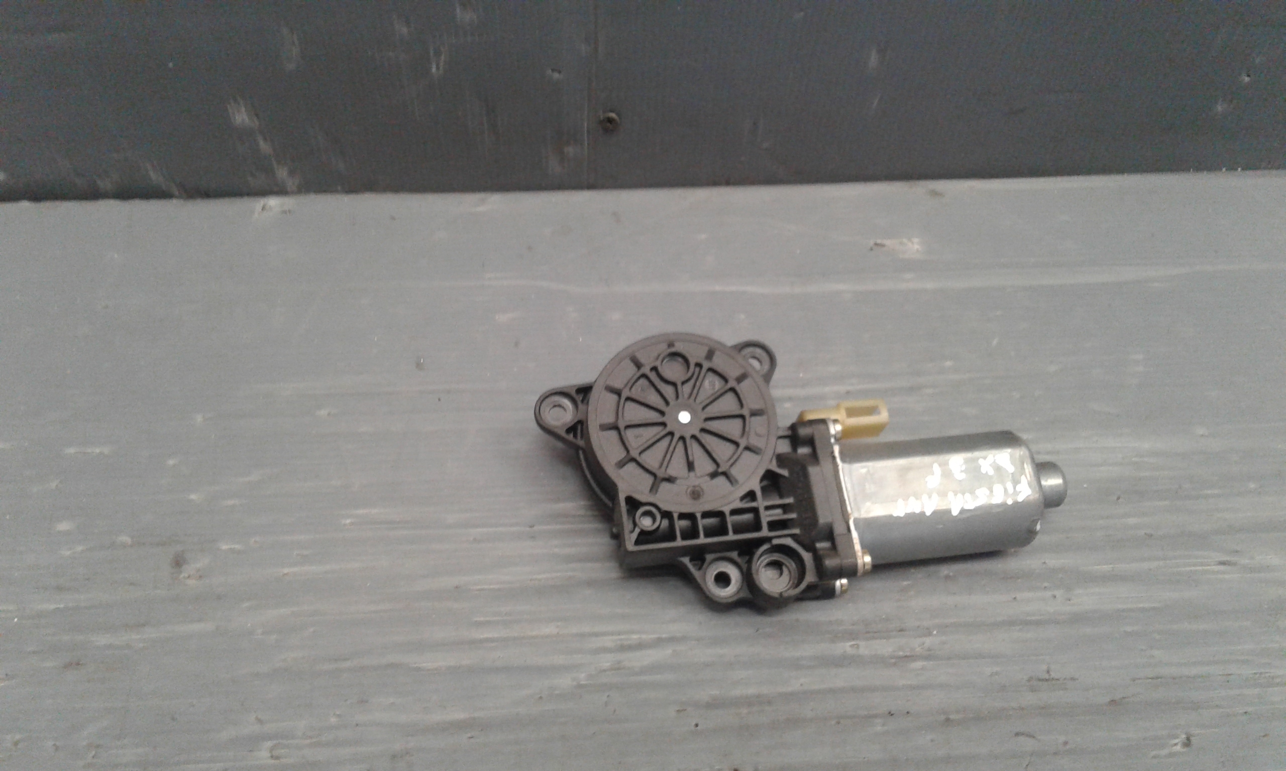 Motorino Alzacristallo Porta Ant. Destro Usato