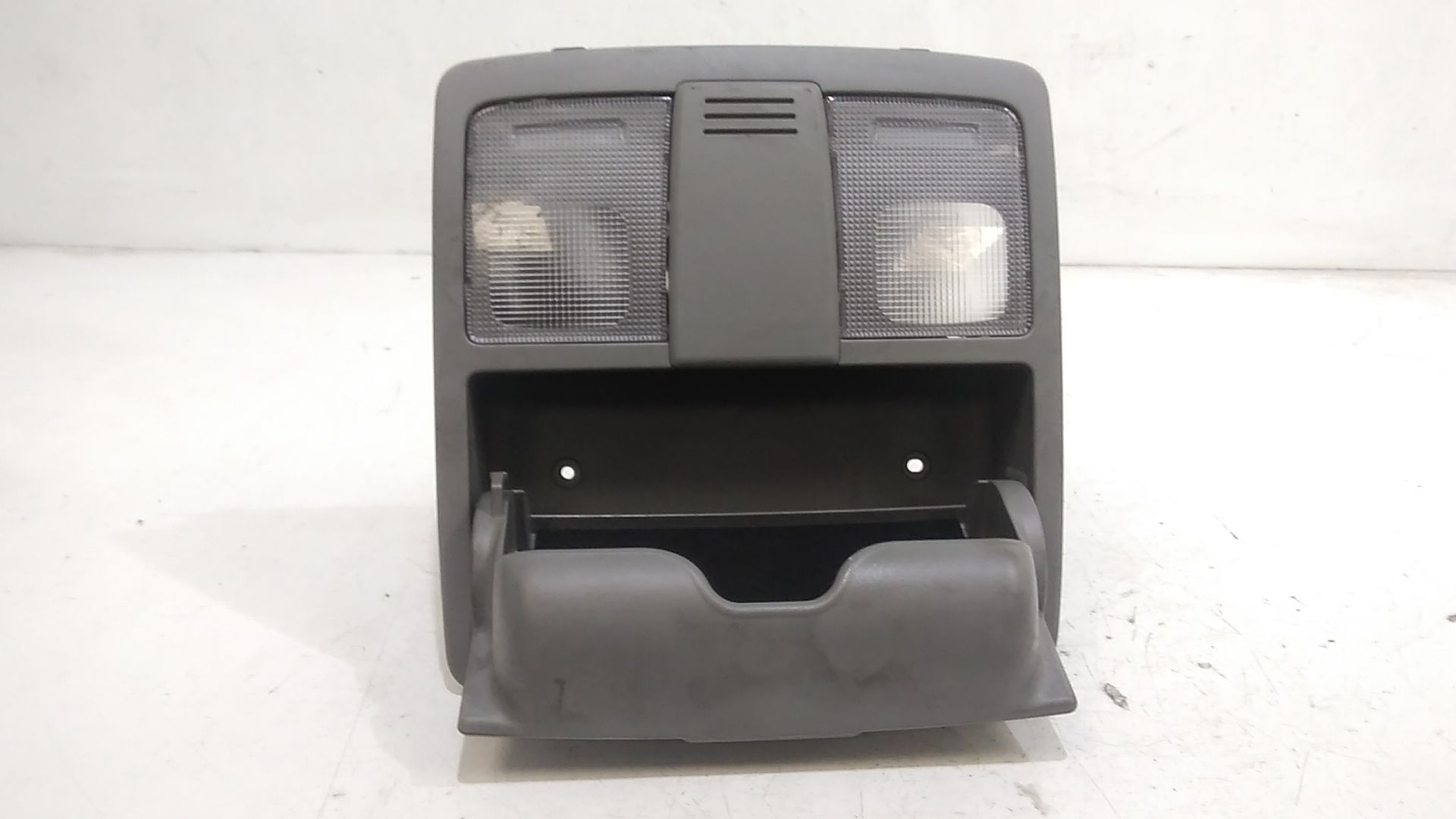 Luce Cortesia Ant. Tetto 928002P000H9 Usato