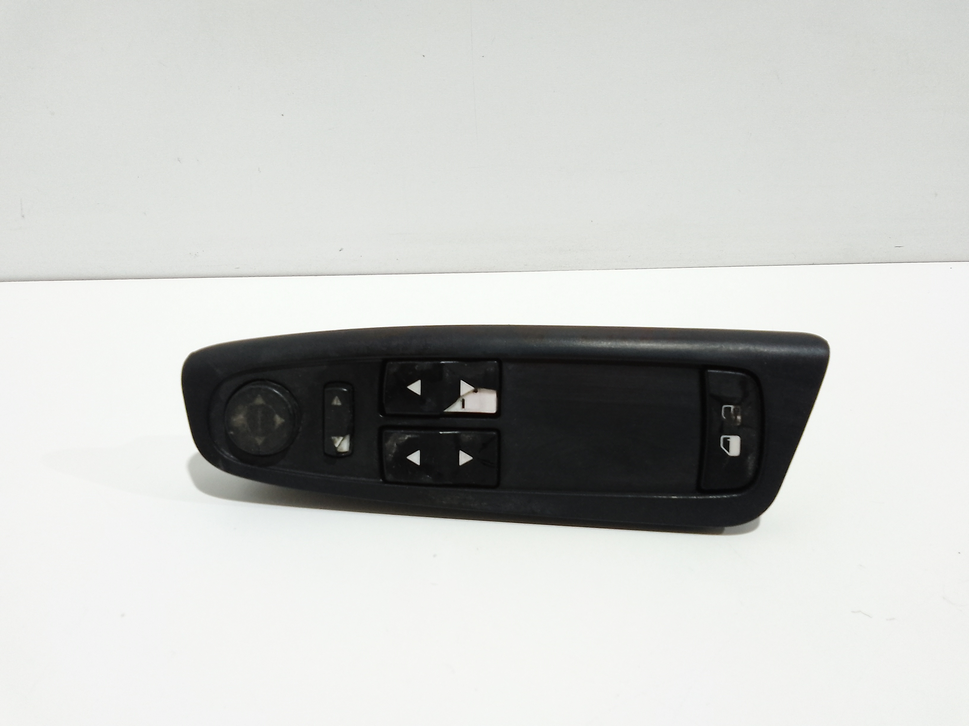 Interruttore Alzacristalli Porta Ant. Sinistro Usato