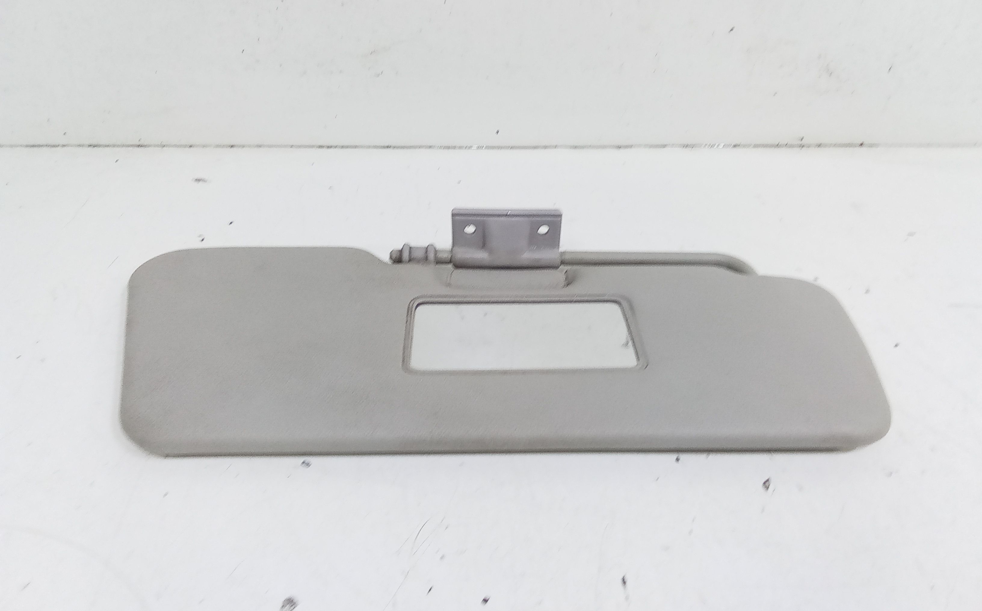 Aletta Parasole Parabrezza Destro 735244339 Usato