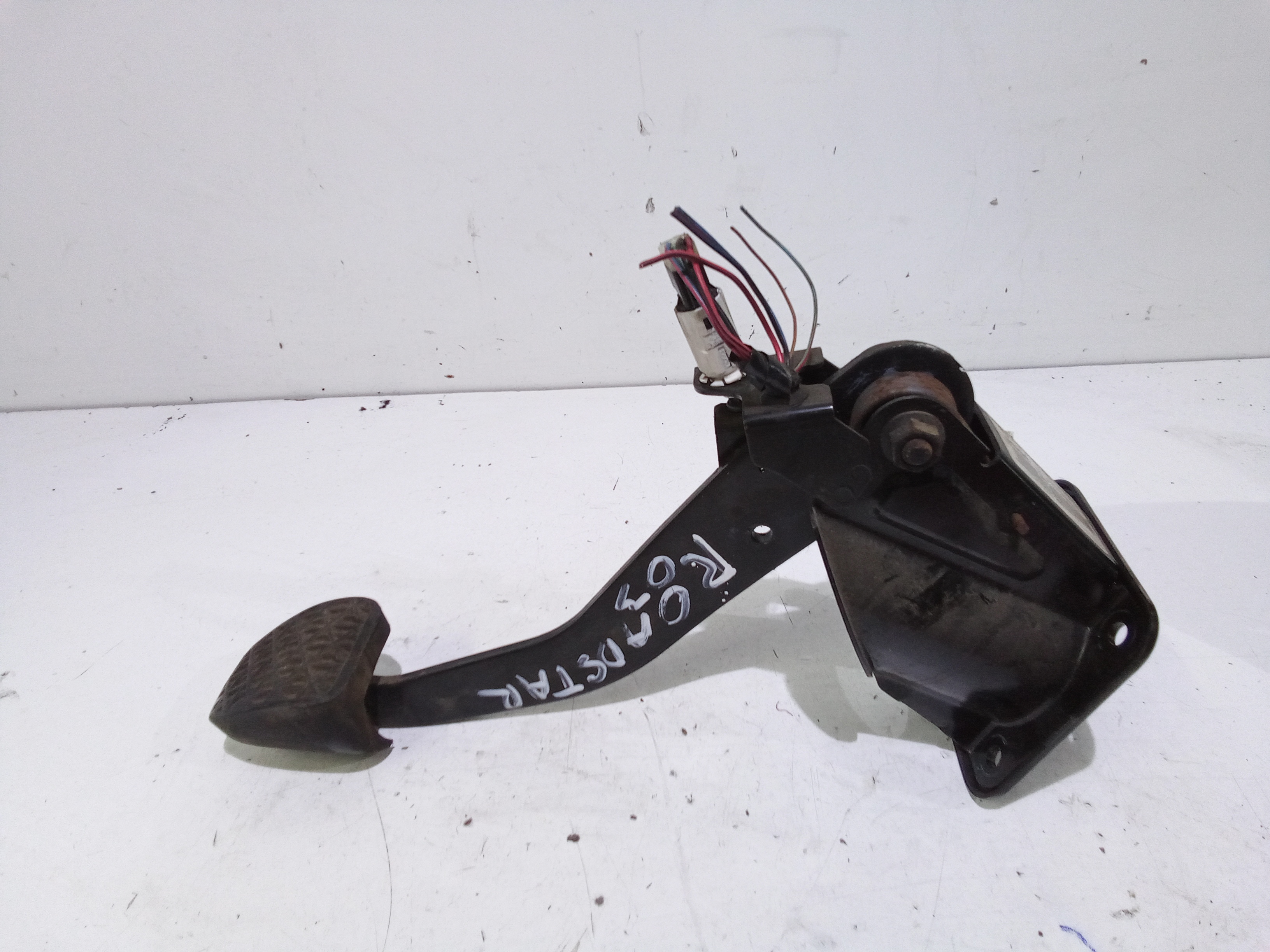 Pedale Freno Q0009417V005000000 Usato