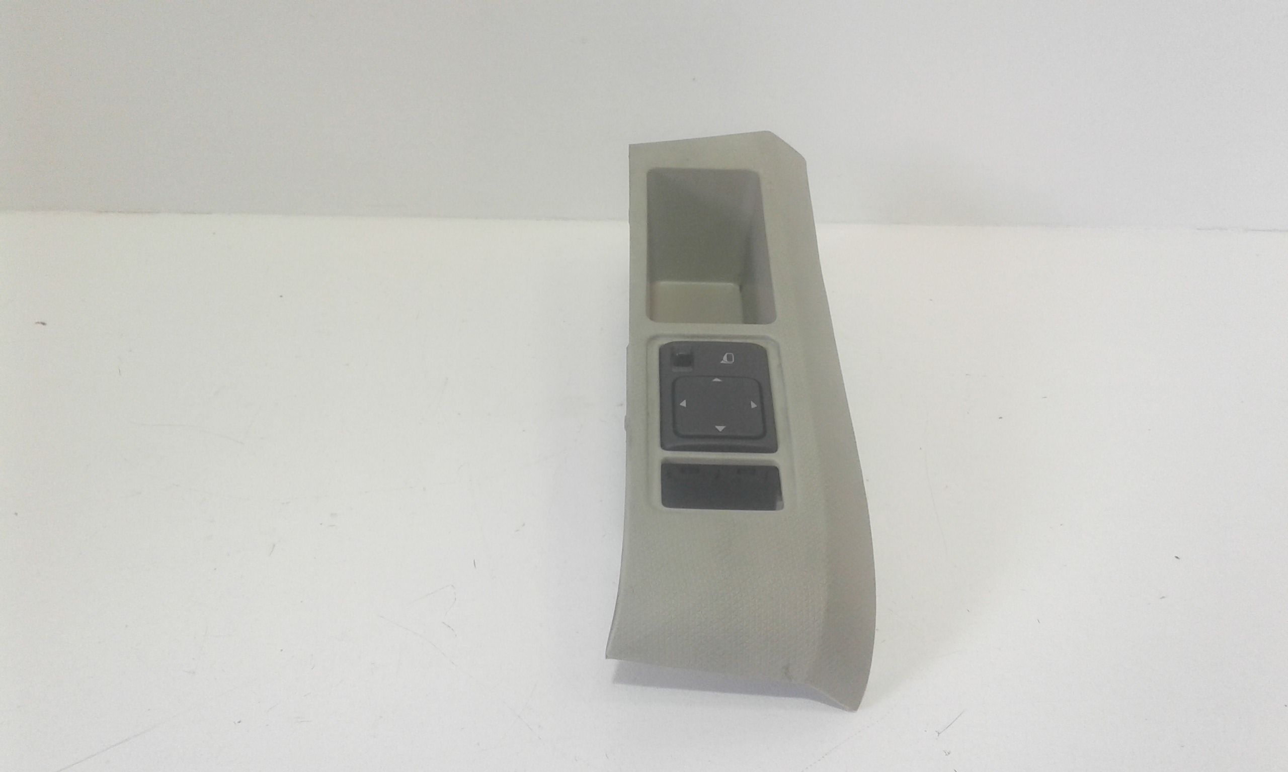 Interruttore Regolazione Retrovisore Est. 25570CT01B Usato