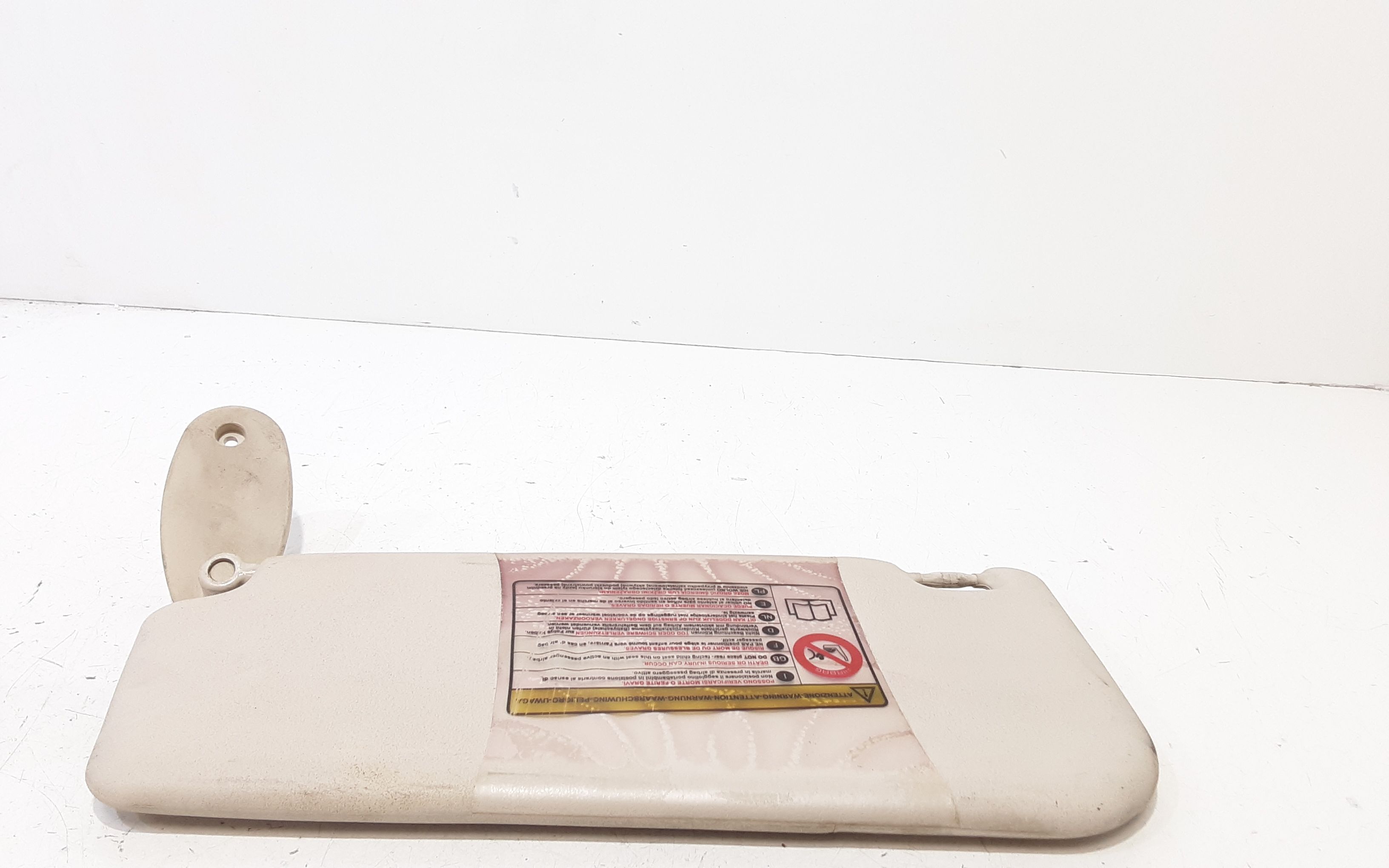 Aletta Parasole Parabrezza Destro 735411165 Usato