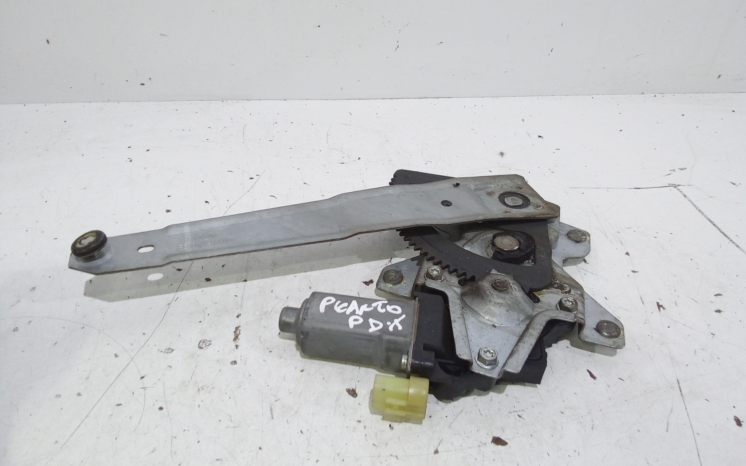 Alzacristallo Porta Post. Destro 8340207000 Usato