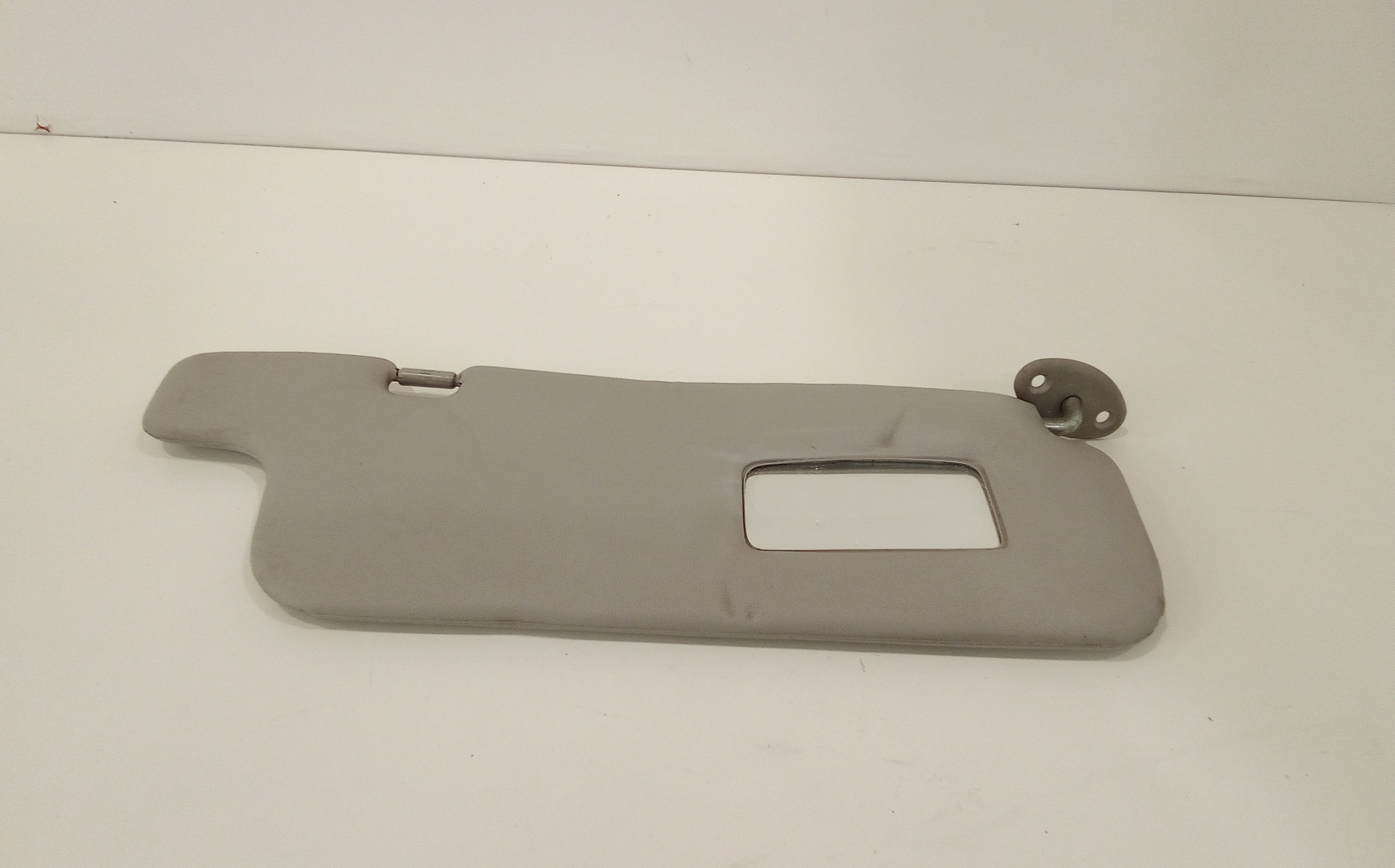 Aletta Parasole Parabrezza Destro 743100D011B0 Usato