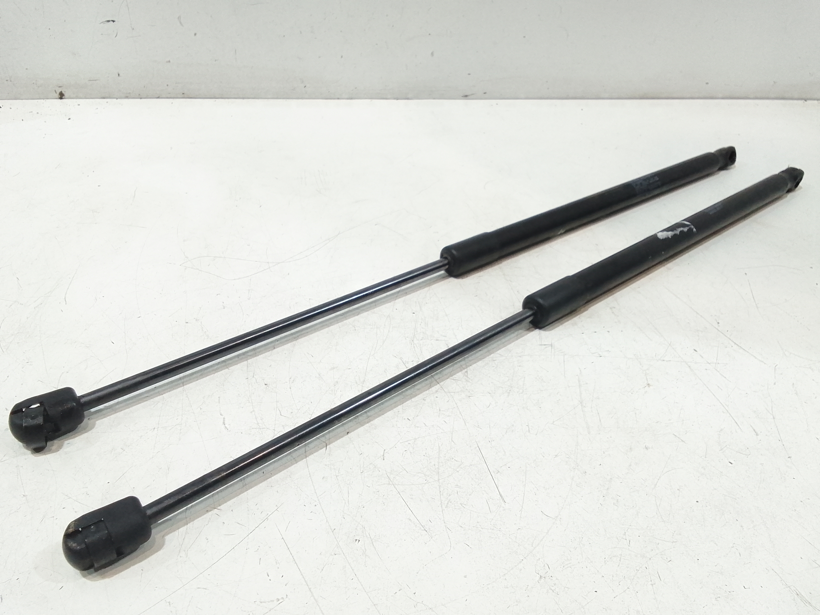 Cerniera Cofano Post. Destro Usato