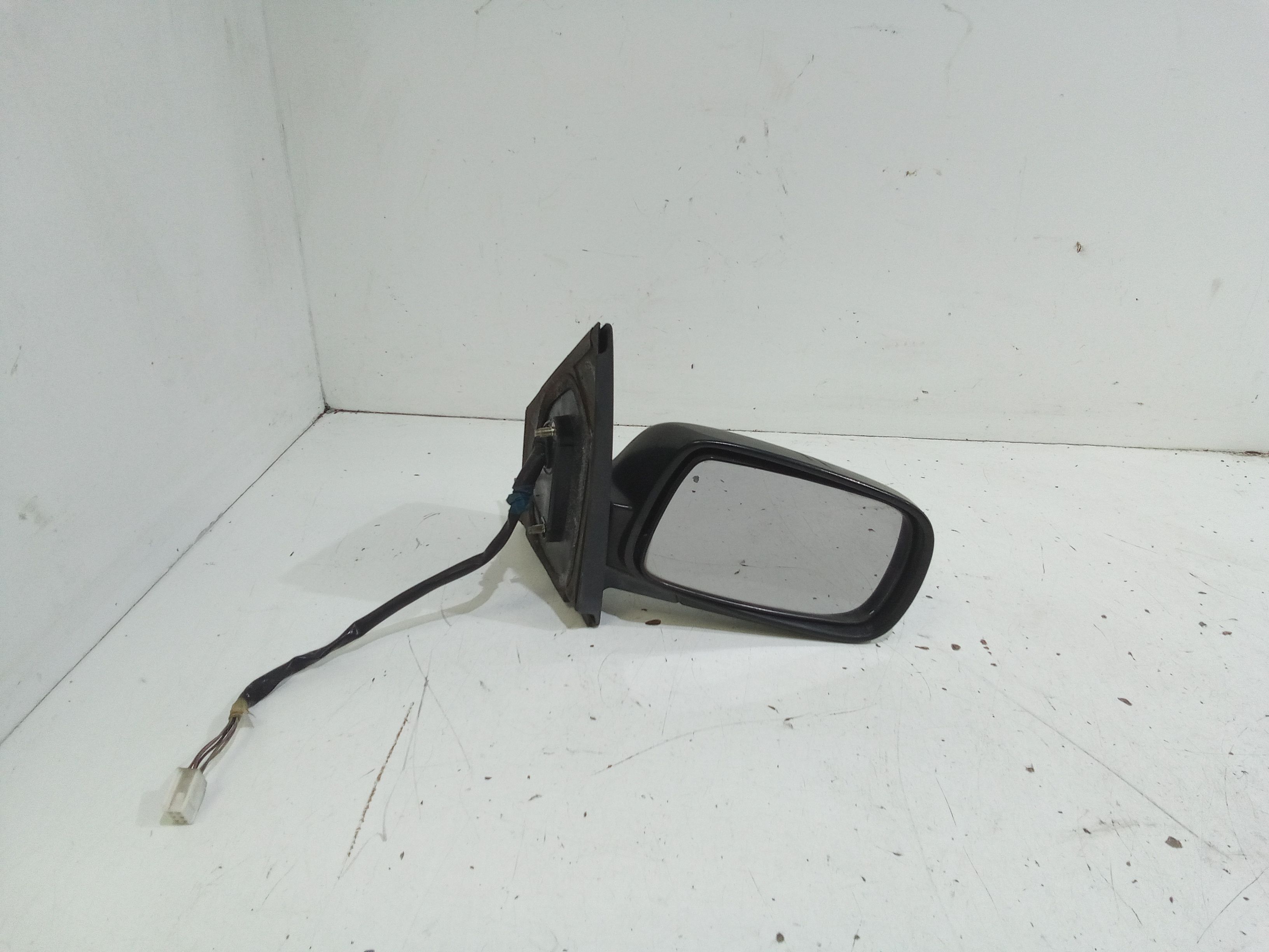 Retrovisore Est. Destro 8791052121 Usato