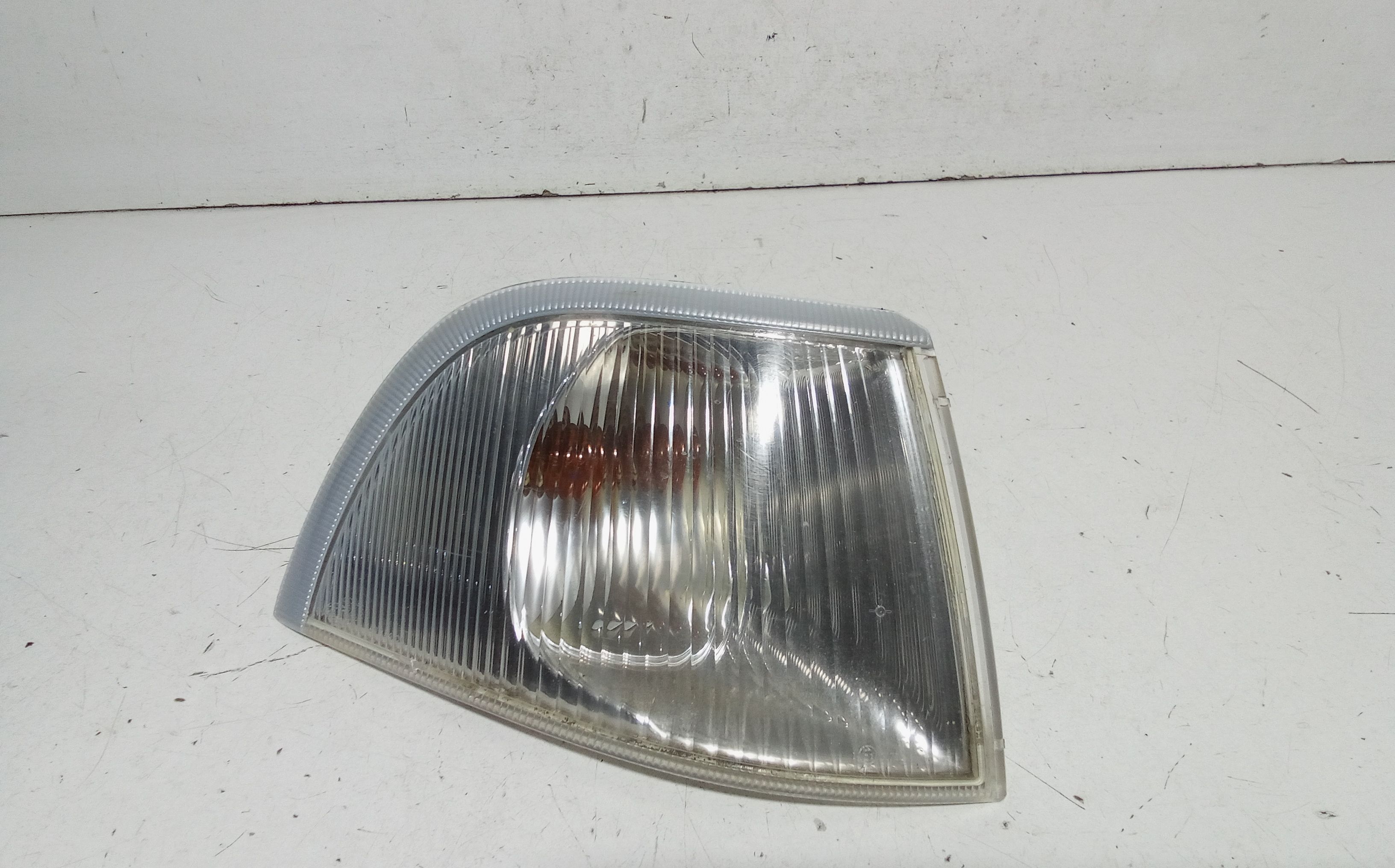 Lampada Direzione Ant. Destro Usato