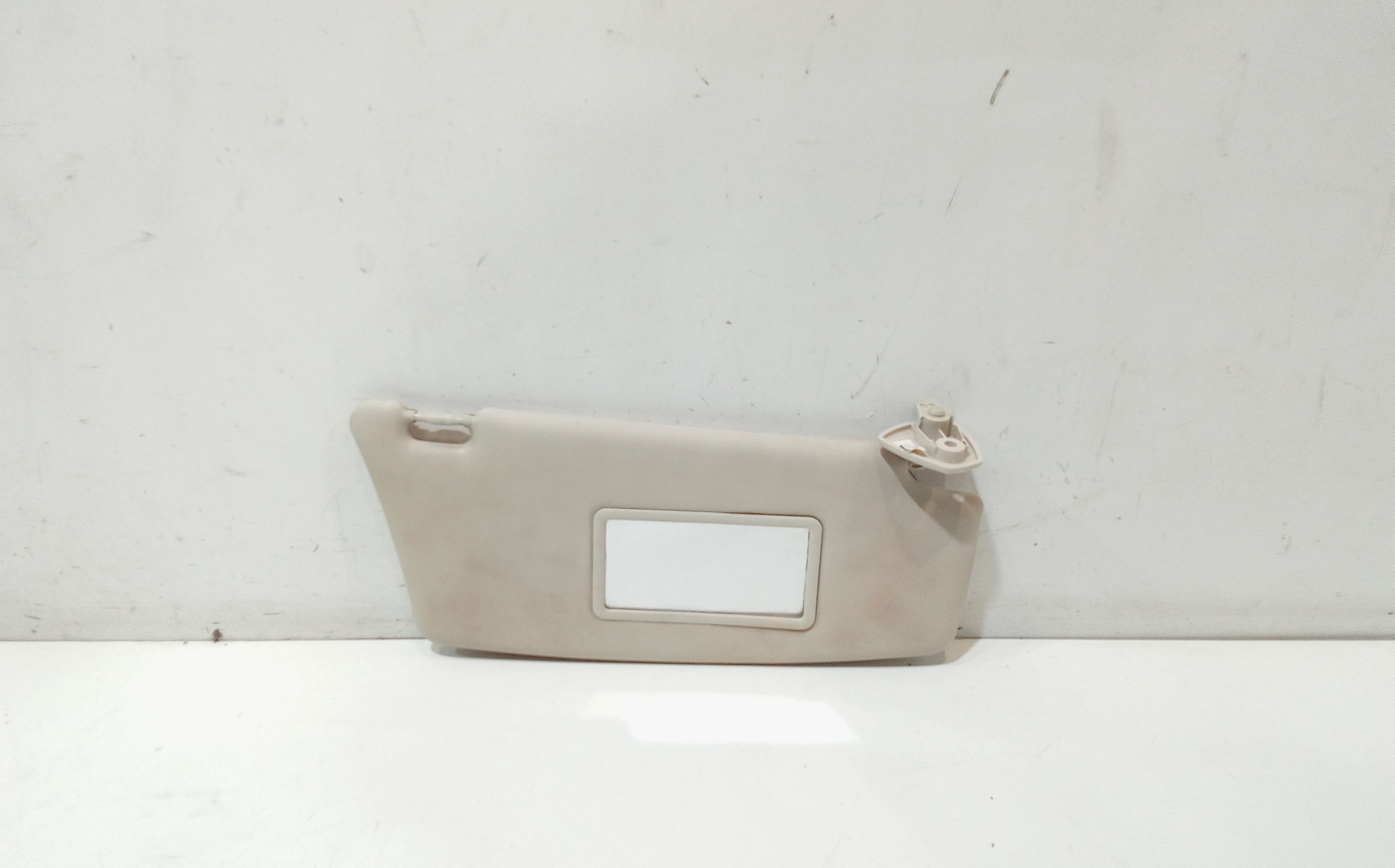 Aletta Parasole Parabrezza Destro Usato